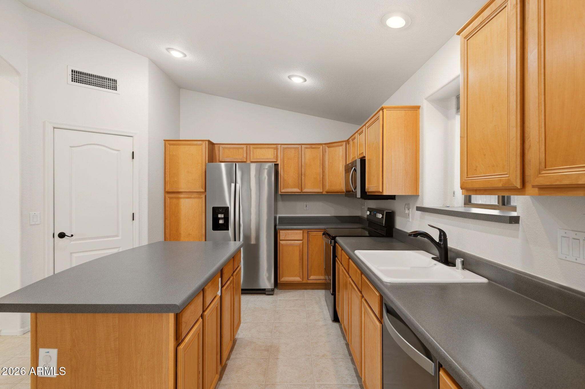 3416 W PATRICK Lane
