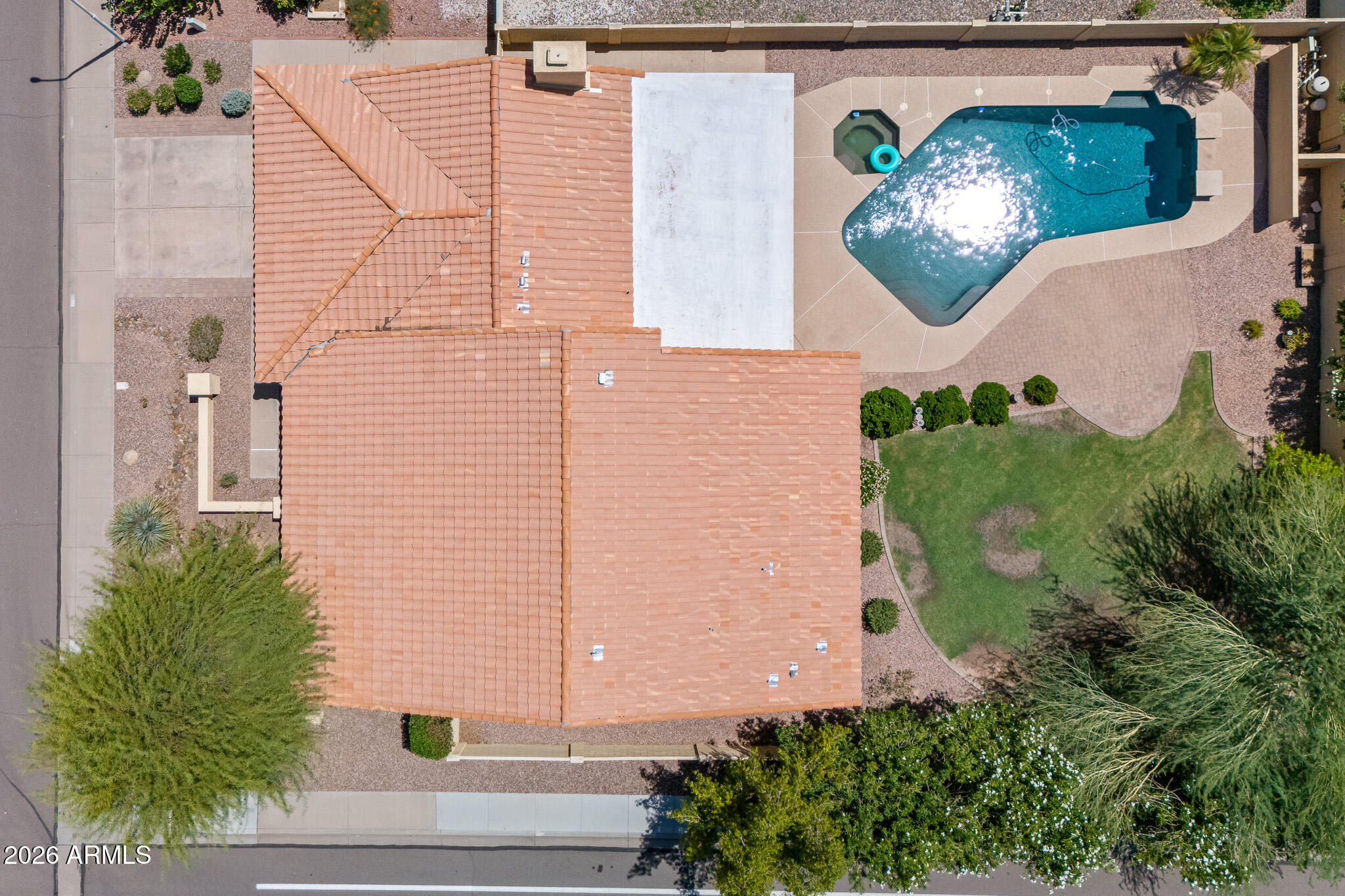 2419 W SHAWNEE Drive