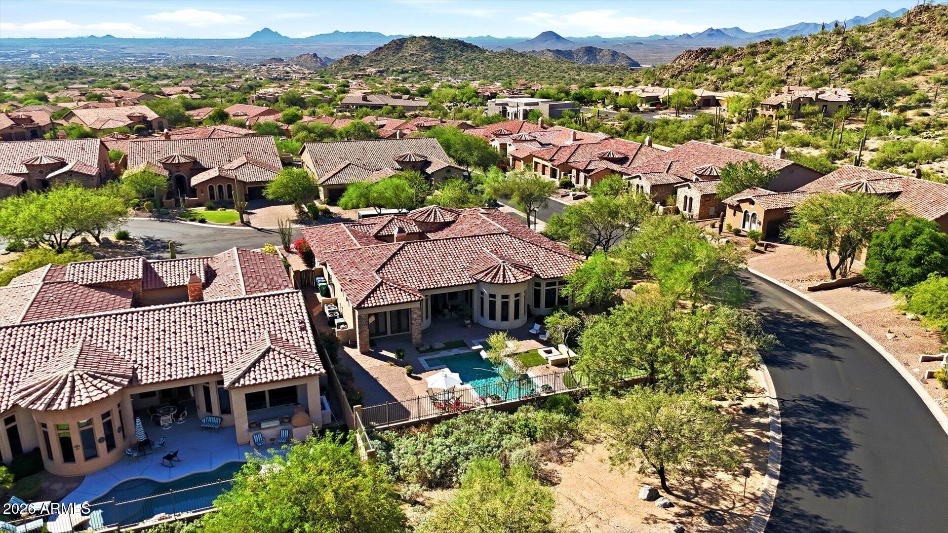 4223 N ARBOLES Circle