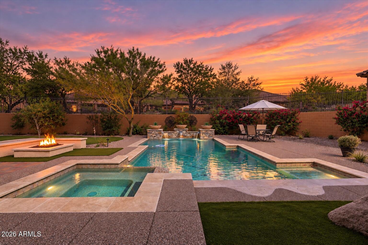 4223 N ARBOLES Circle