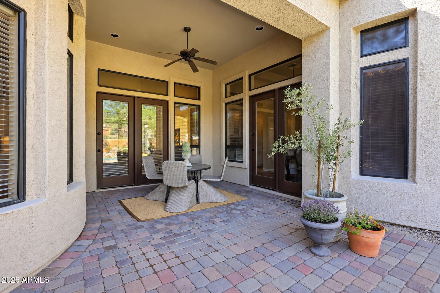 4223 N ARBOLES Circle