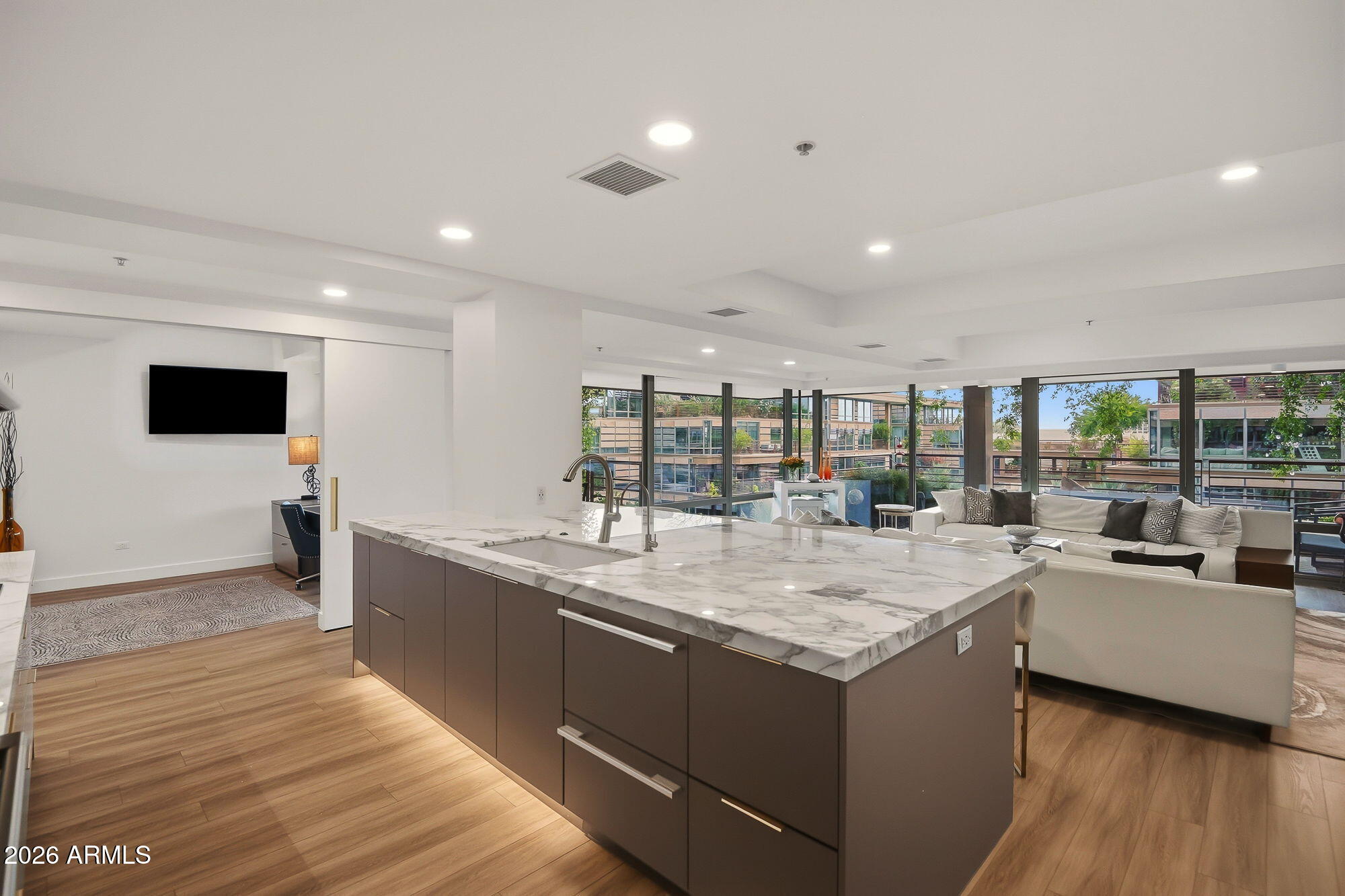 7141 E Rancho Vista Drive 6008