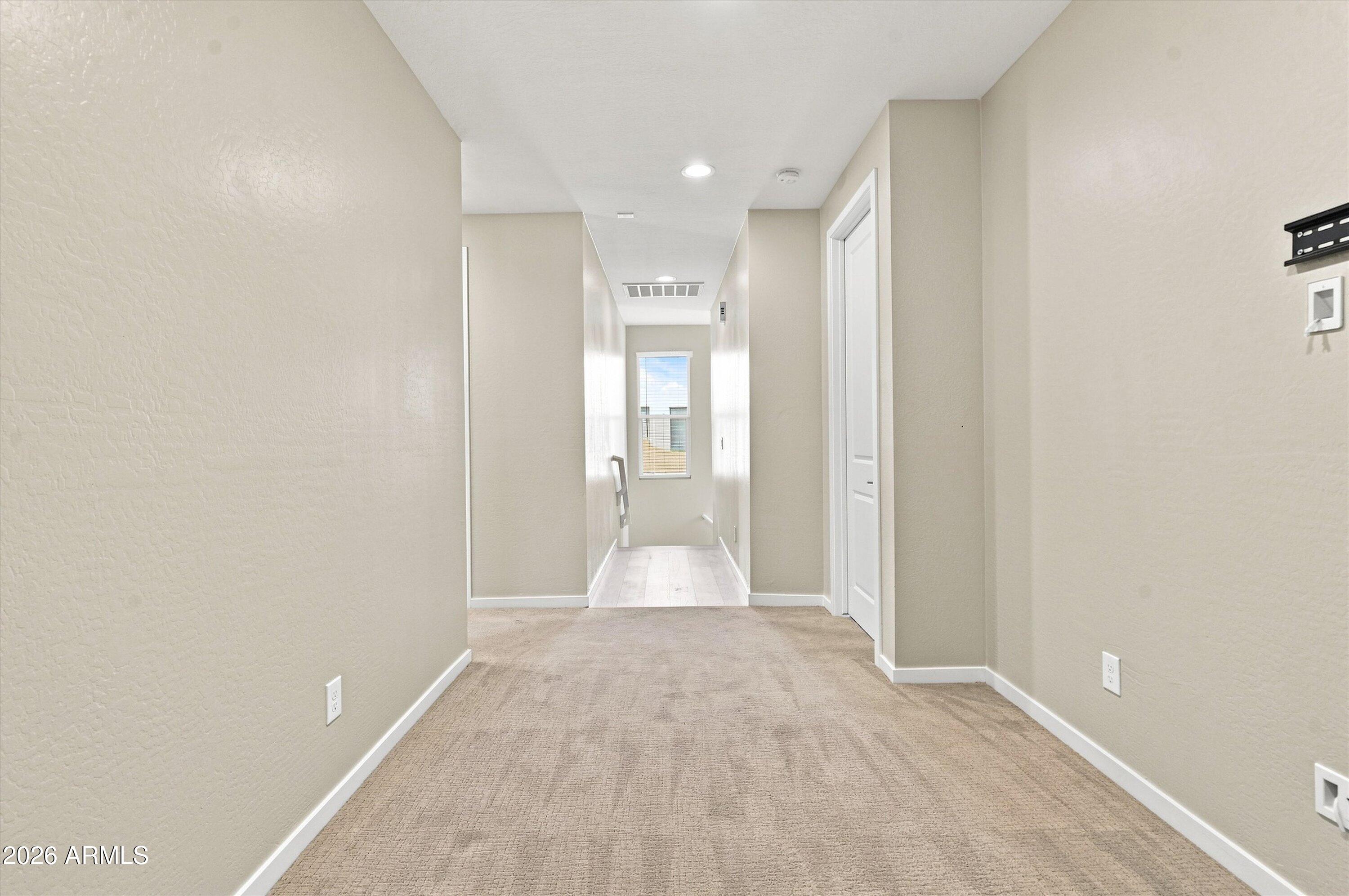 901 S Smith Road 1060