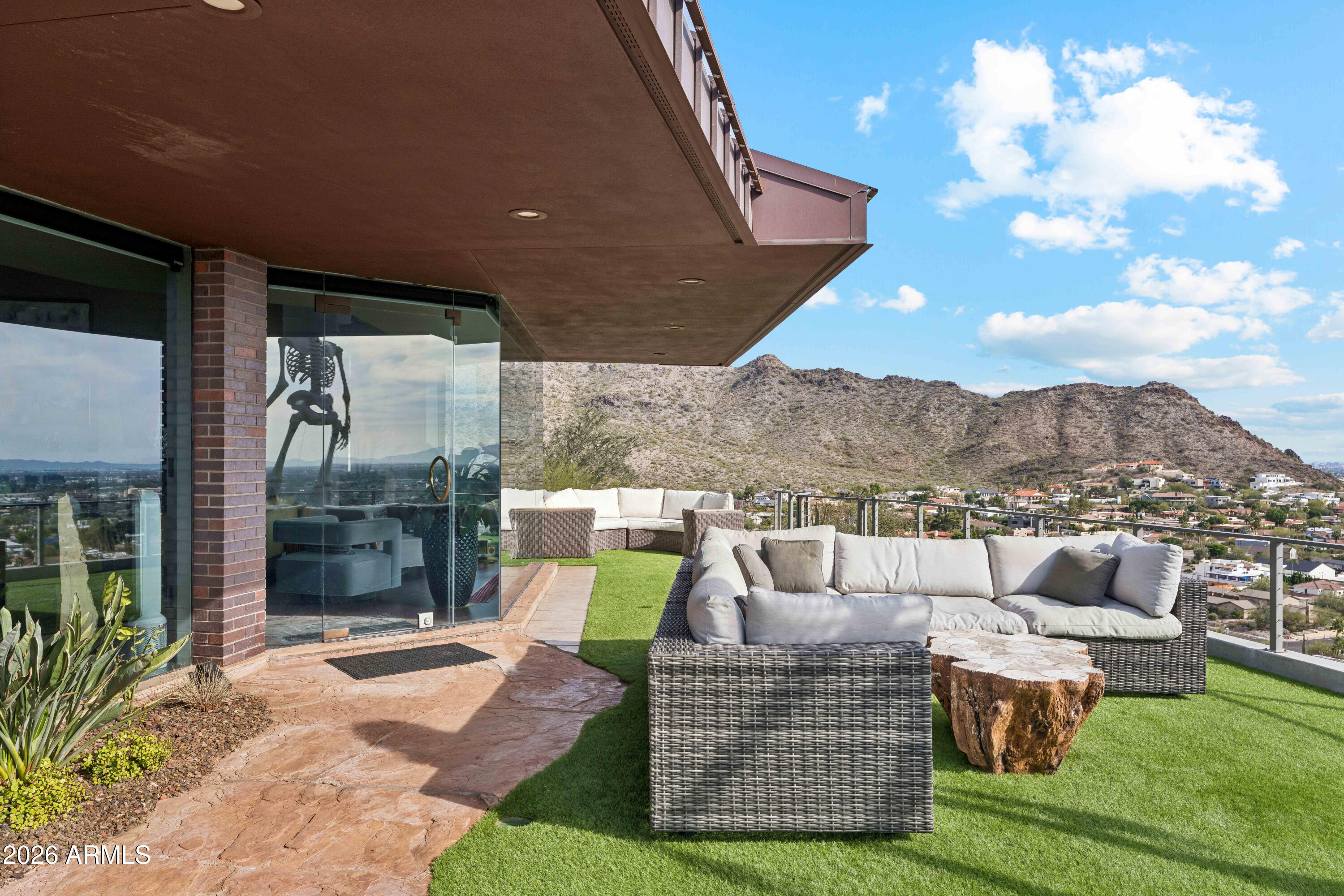 2106 E Kaler Drive