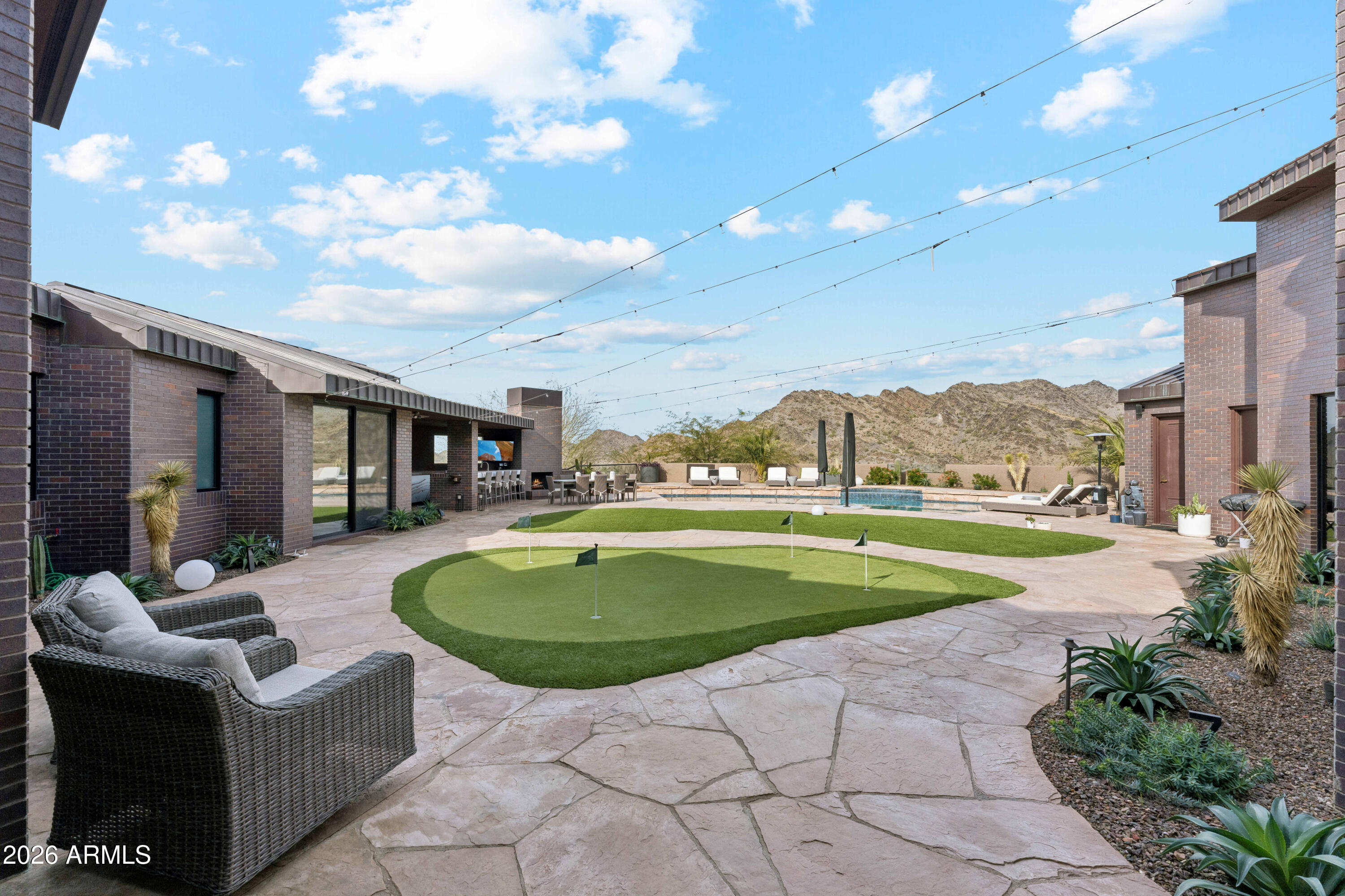 2106 E Kaler Drive