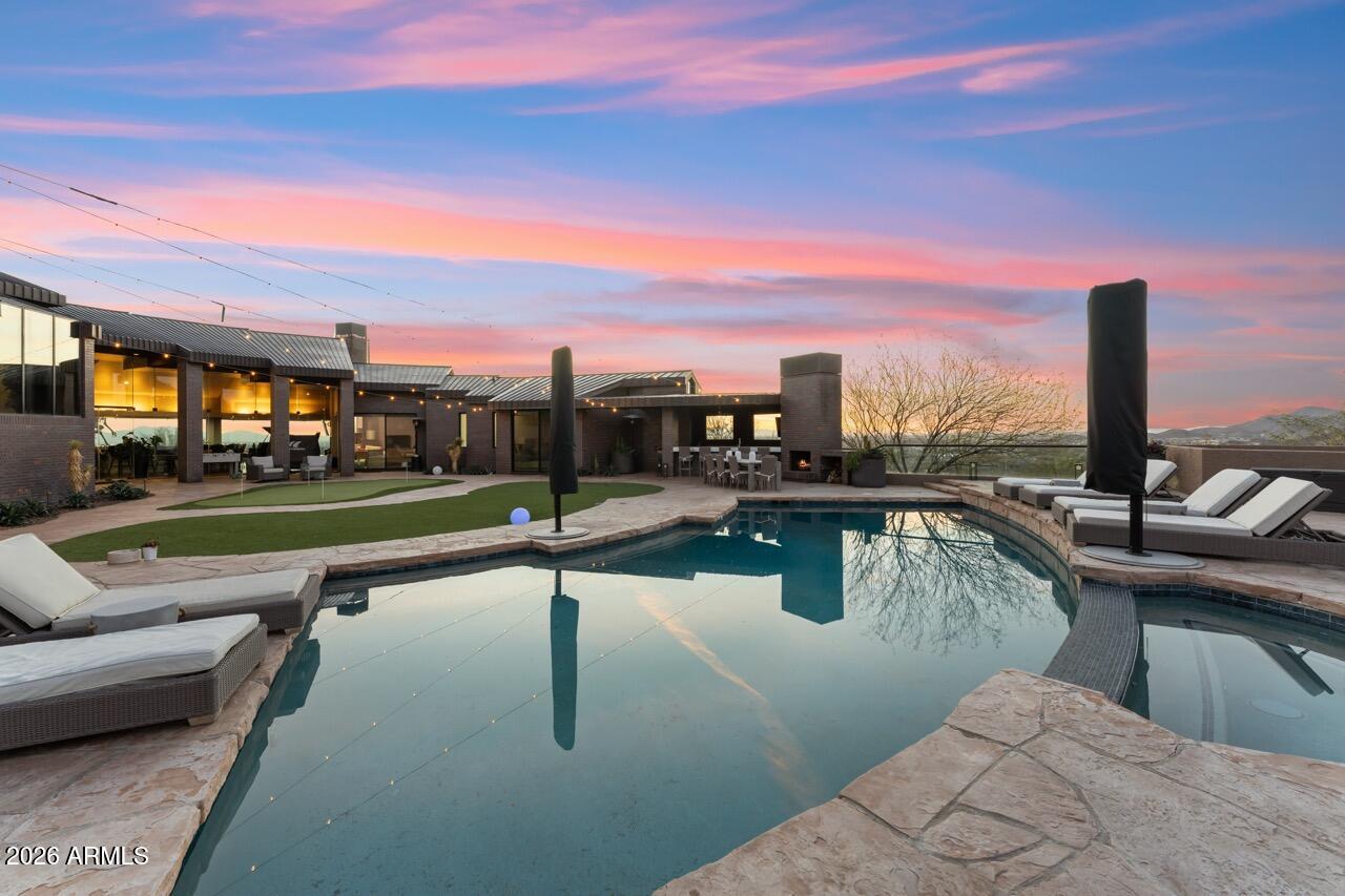 2106 E Kaler Drive