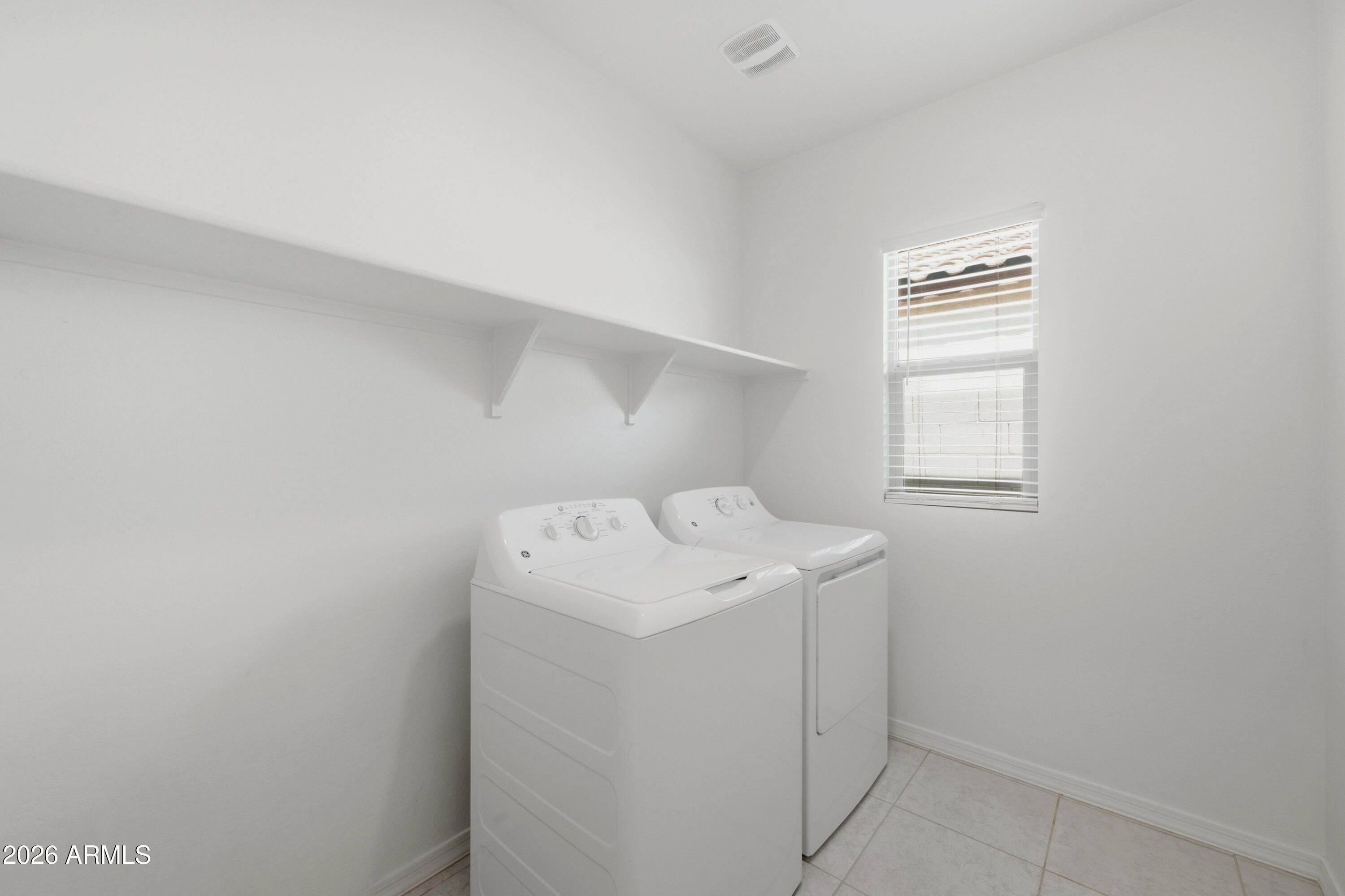 2022 E NEW BONNET Lane