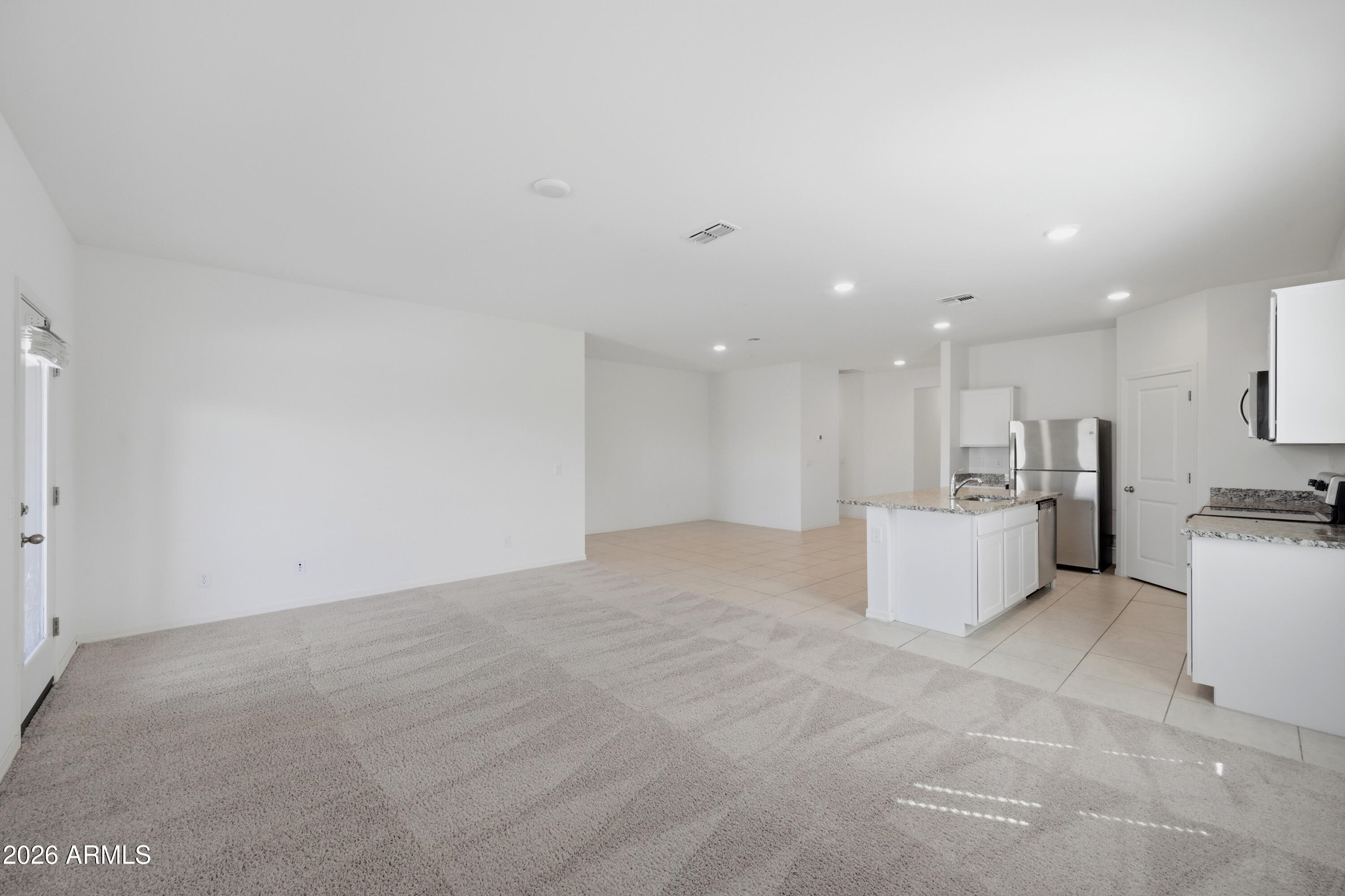 2022 E NEW BONNET Lane
