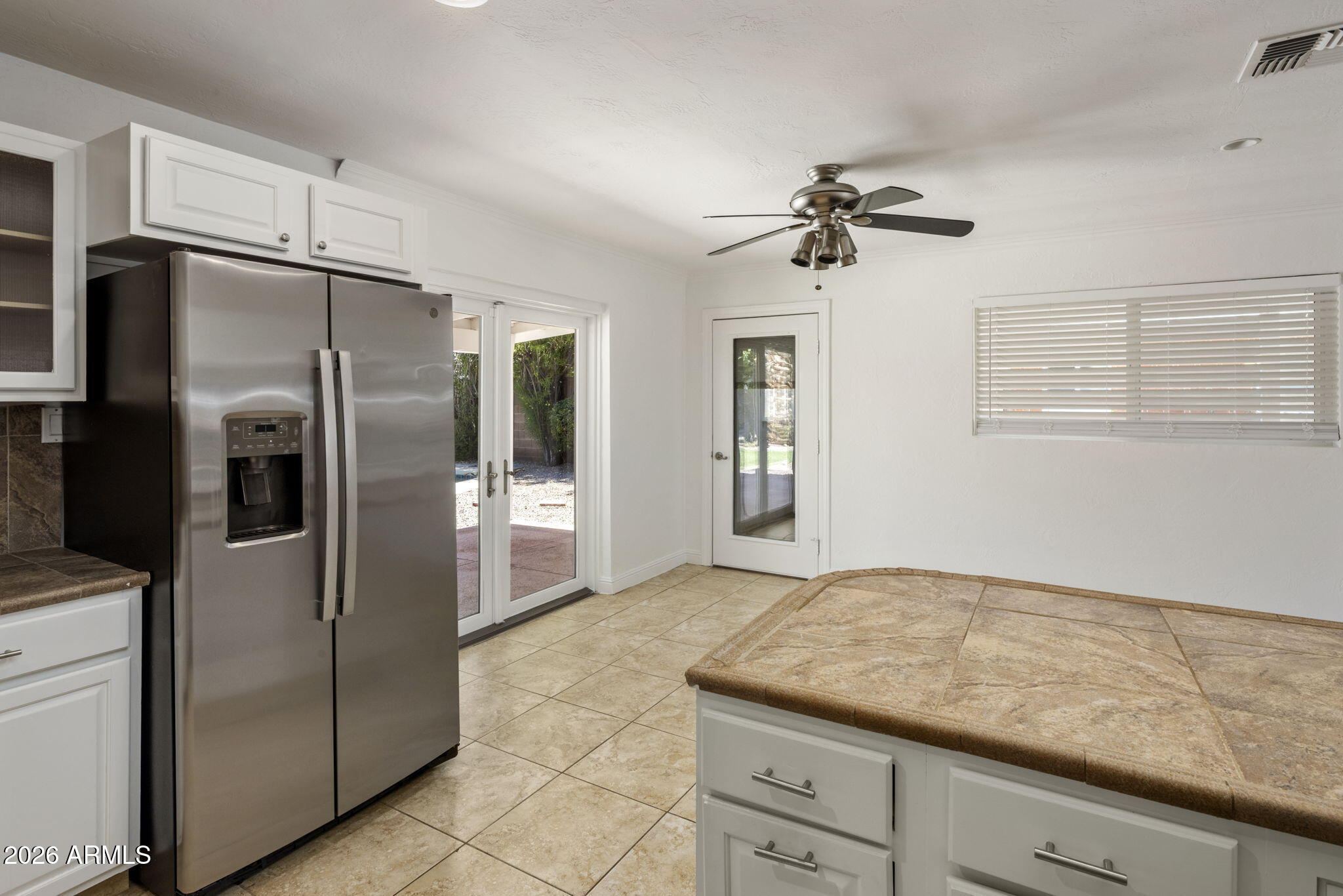 8307 E MONTEROSA Street