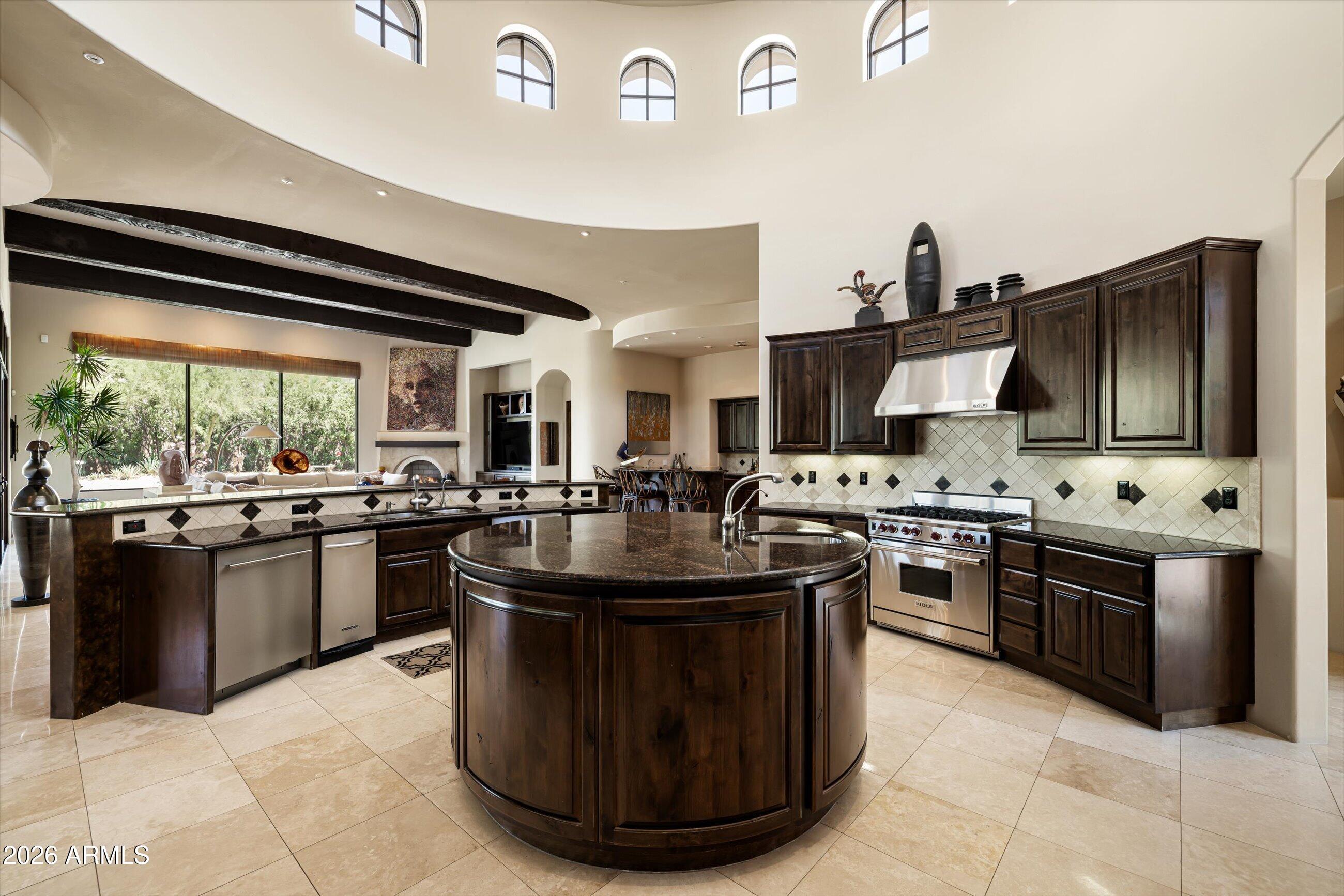 10304 E FOOTHILLS Drive