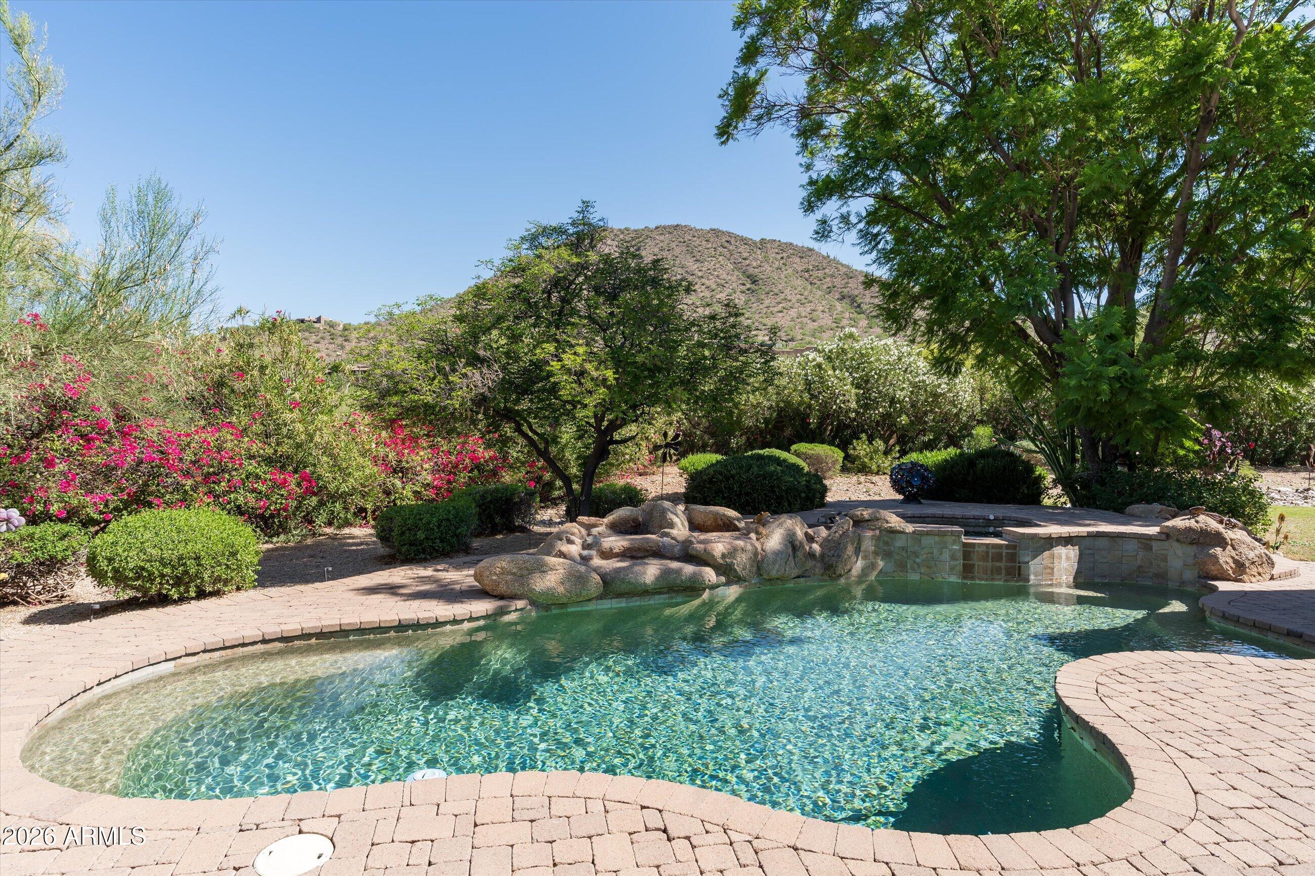 10304 E FOOTHILLS Drive