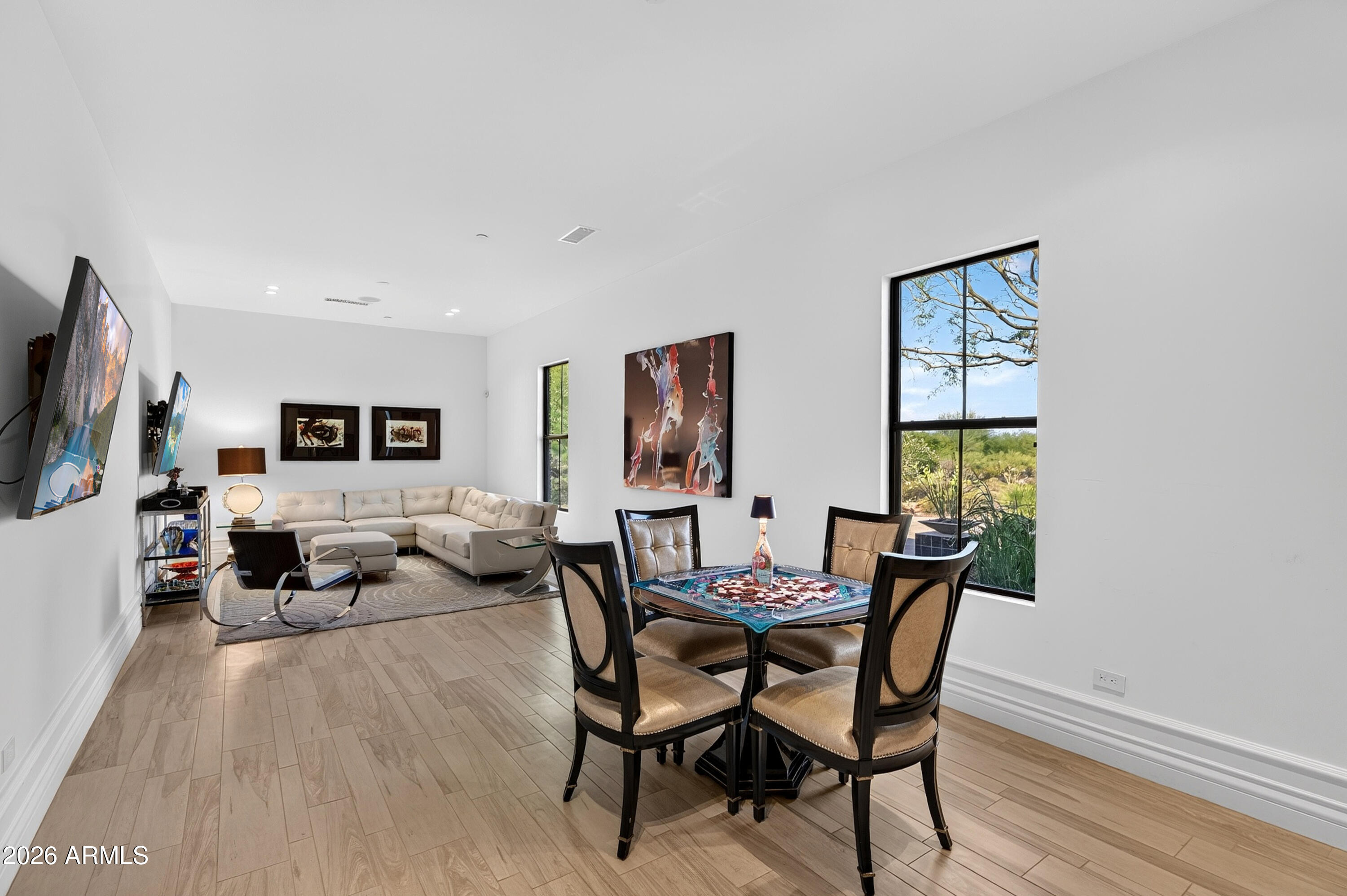 11605 E DESERT HOLLY Drive
