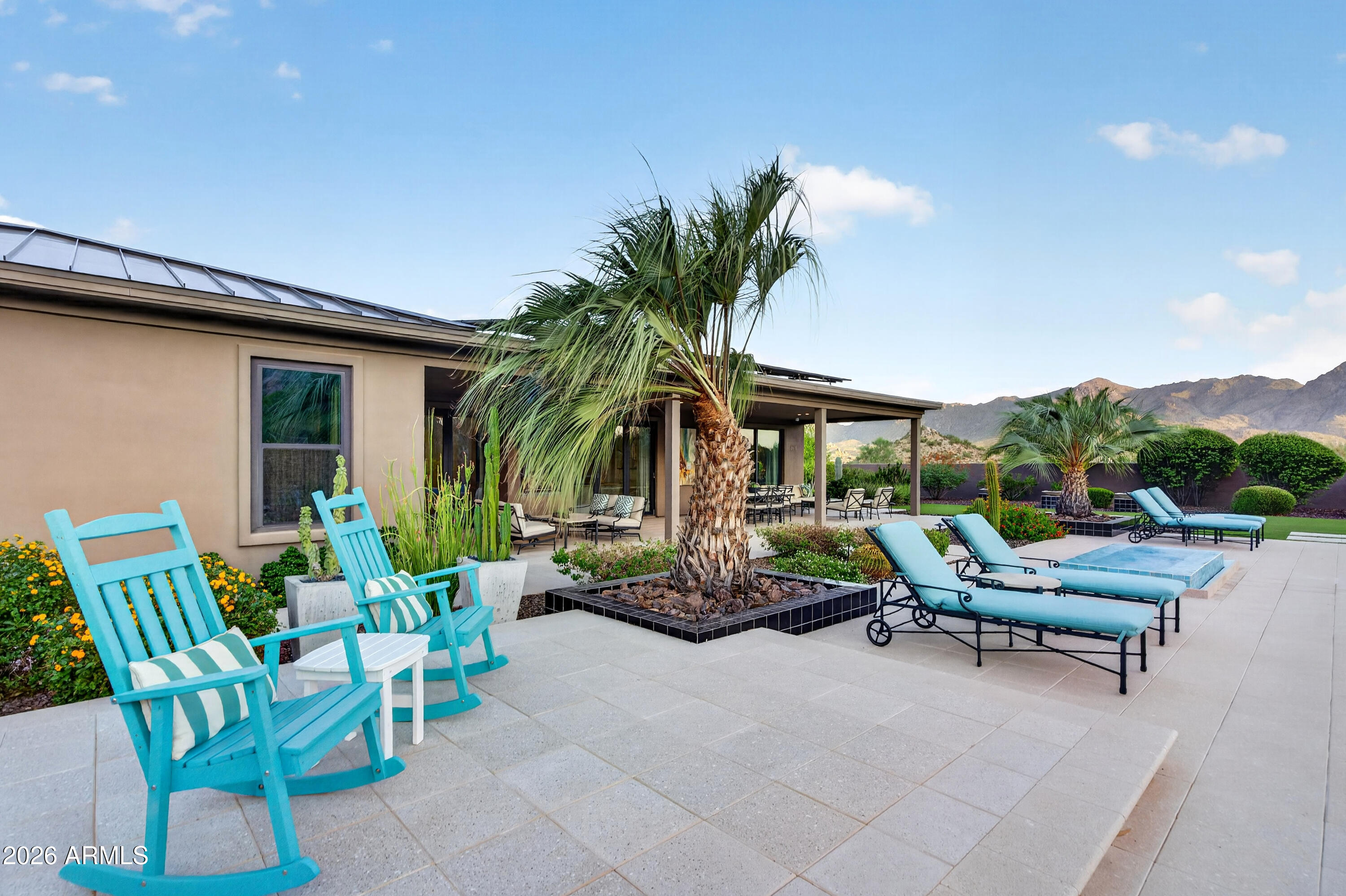 11605 E DESERT HOLLY Drive