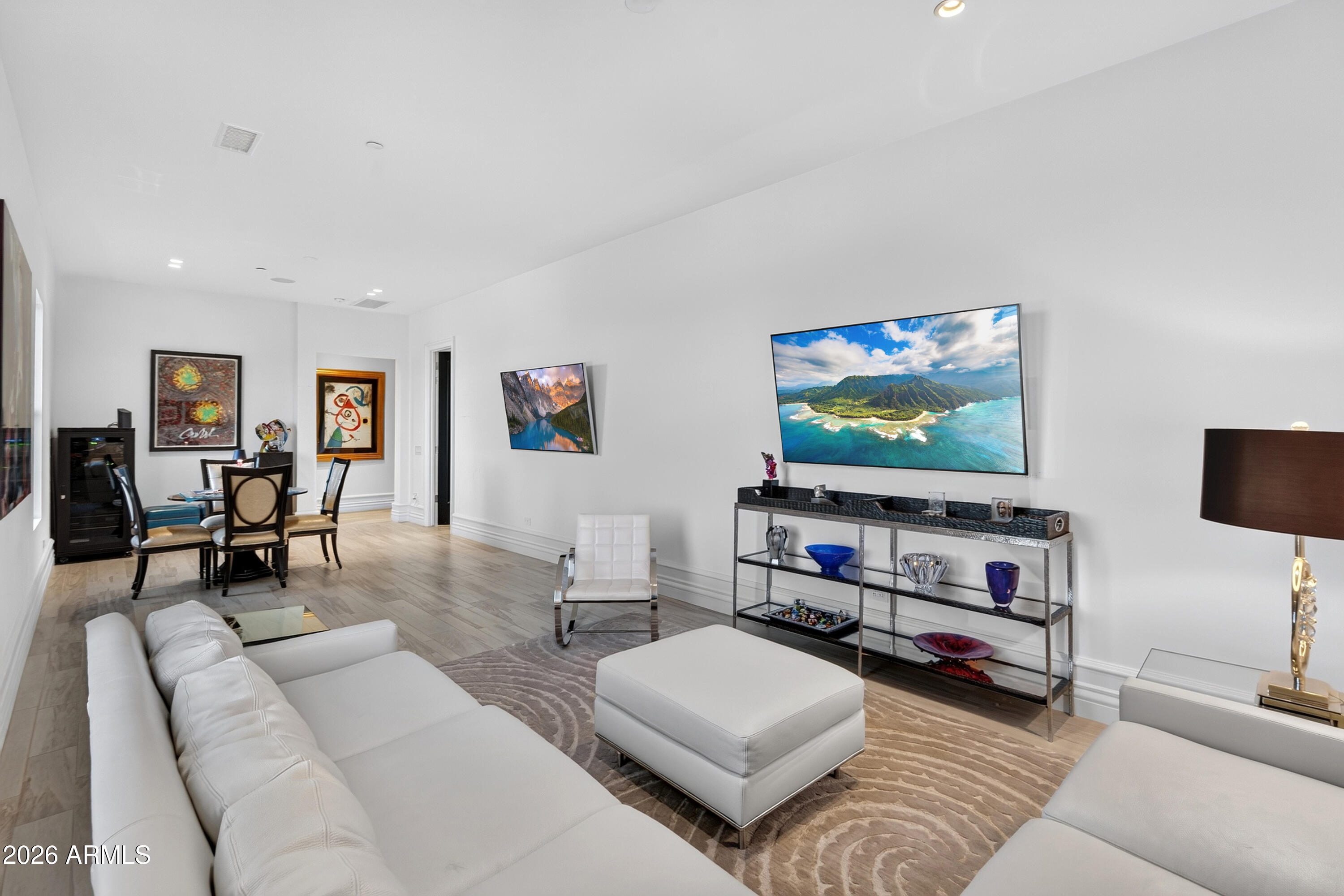 11605 E DESERT HOLLY Drive