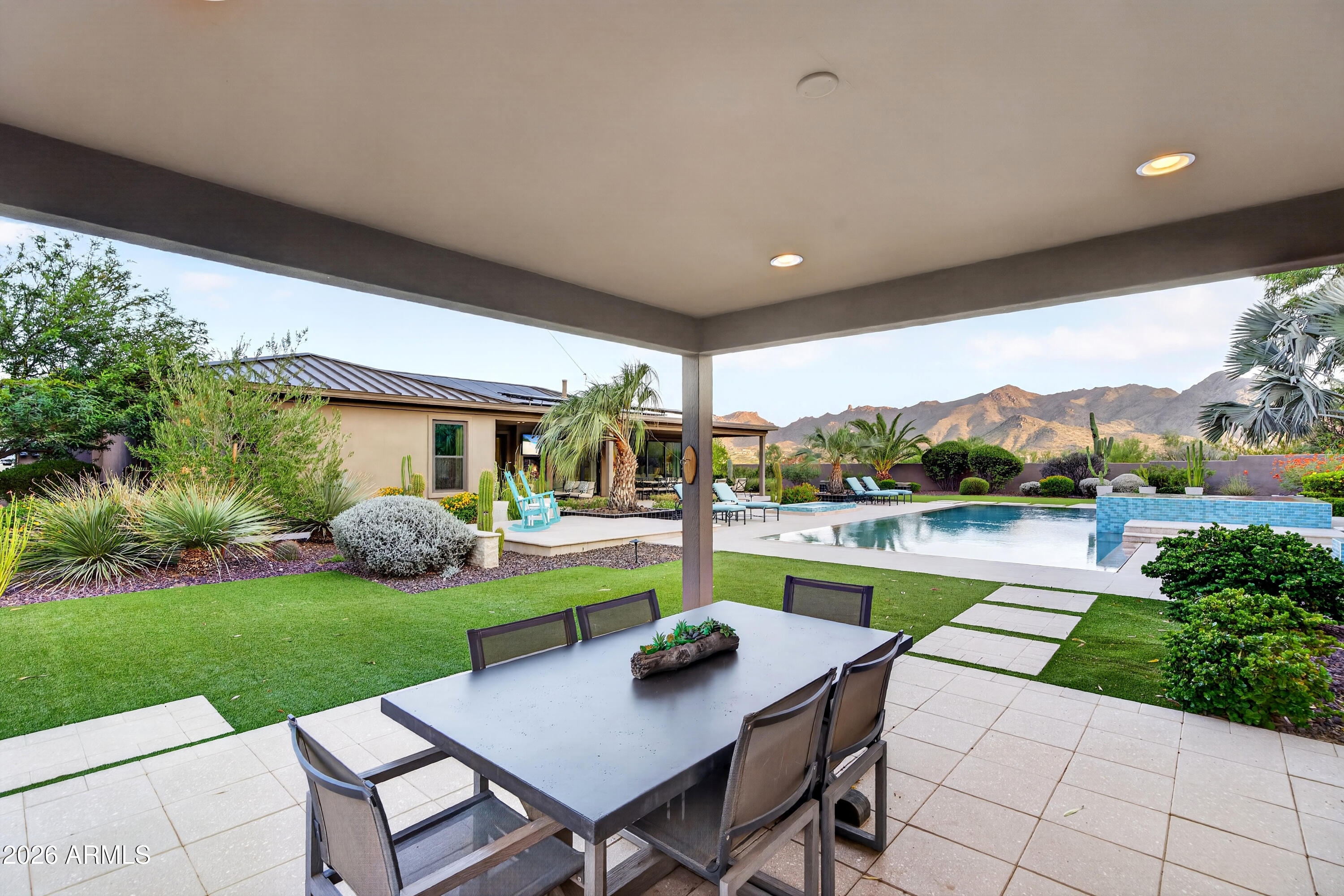 11605 E DESERT HOLLY Drive