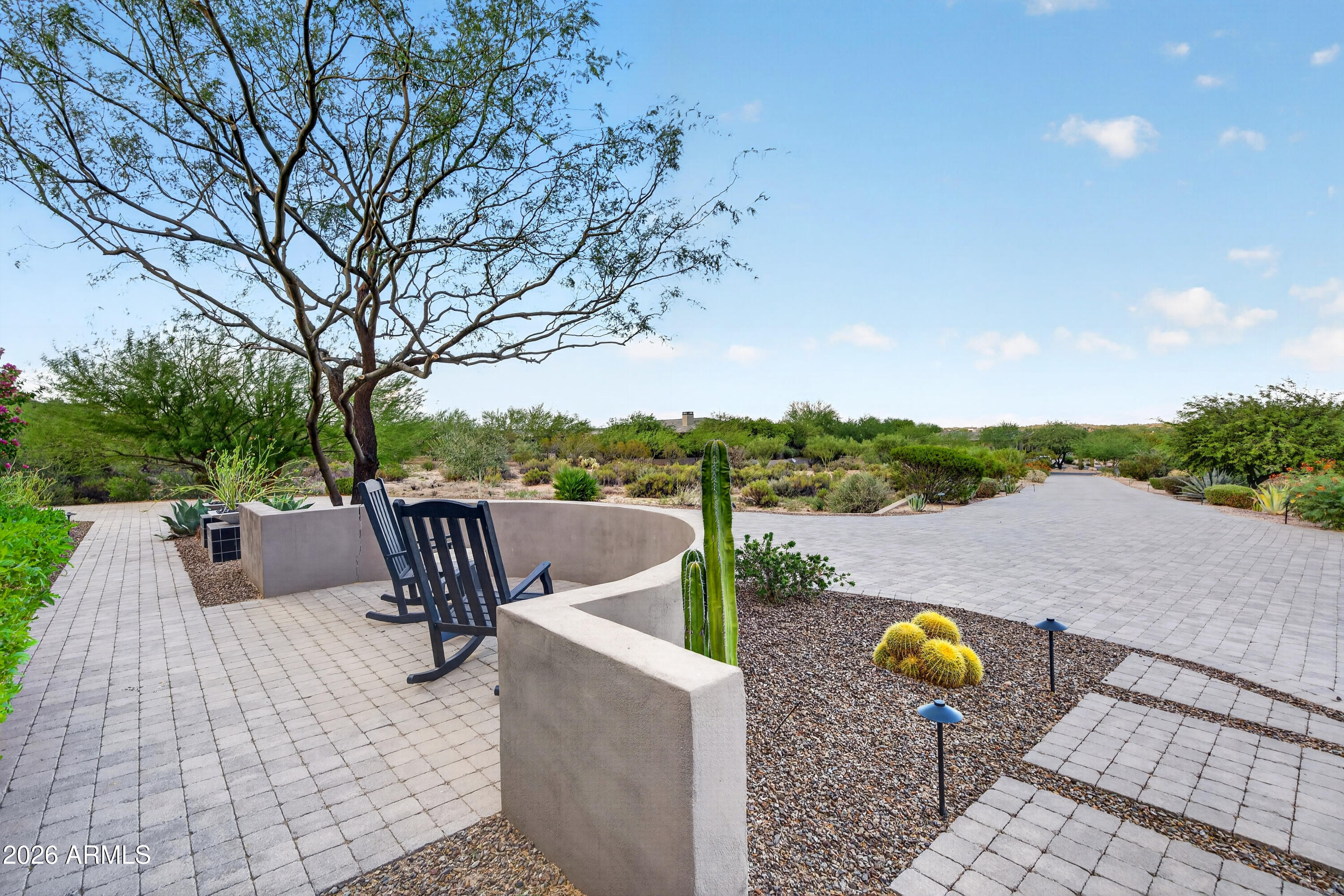 11605 E DESERT HOLLY Drive