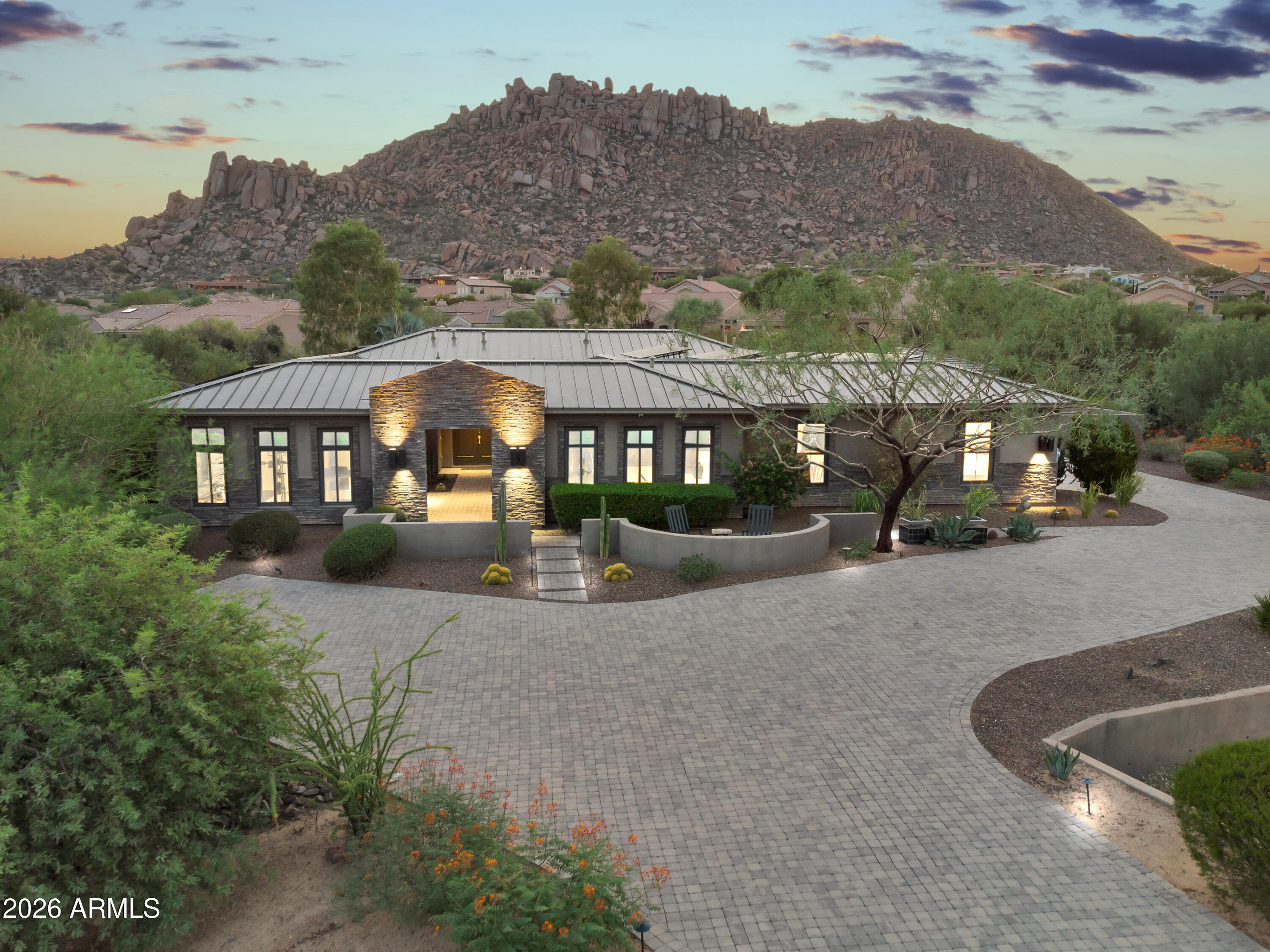 11605 E DESERT HOLLY Drive