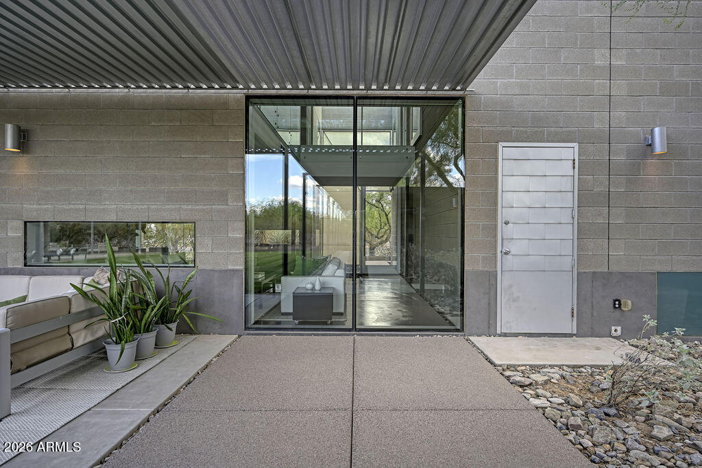 10010 E JENAN Drive