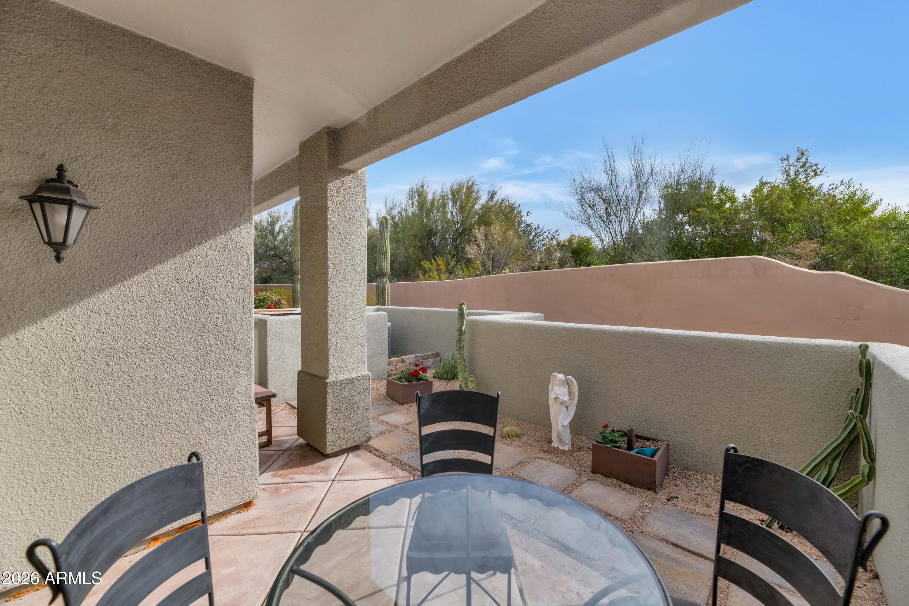 20802 N GRAYHAWK Drive 1003