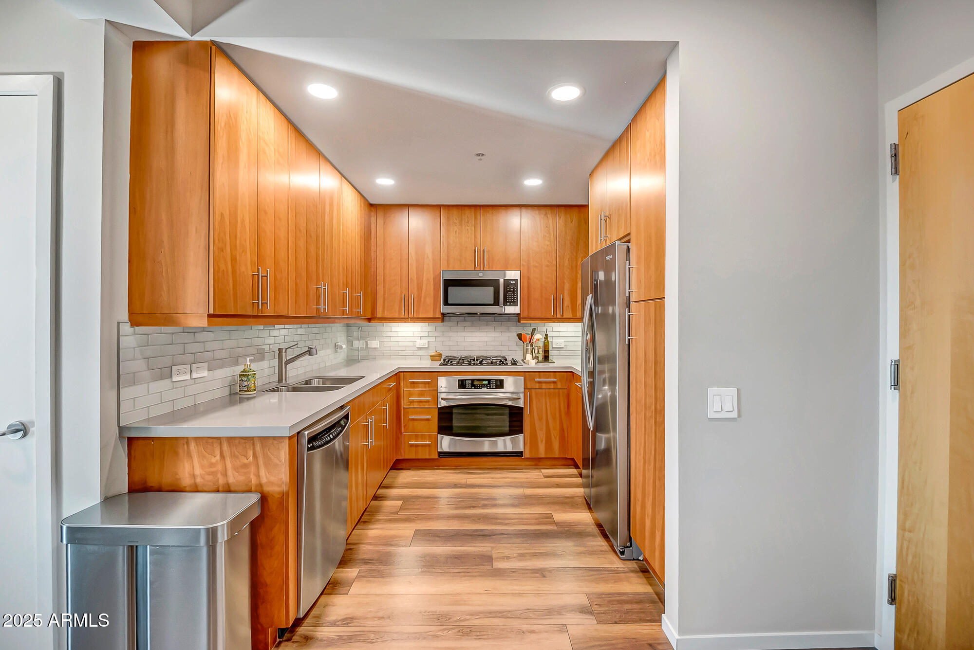 7161 E RANCHO VISTA Drive 6003
