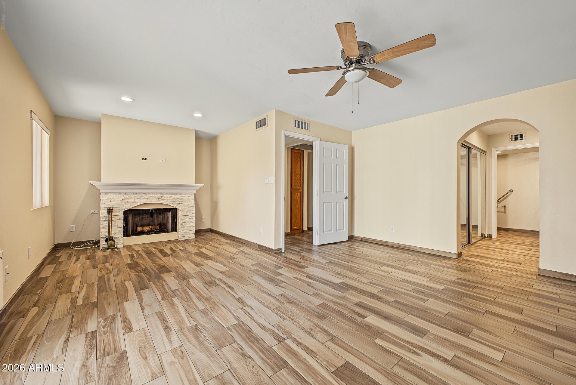 11127 N 109TH Place