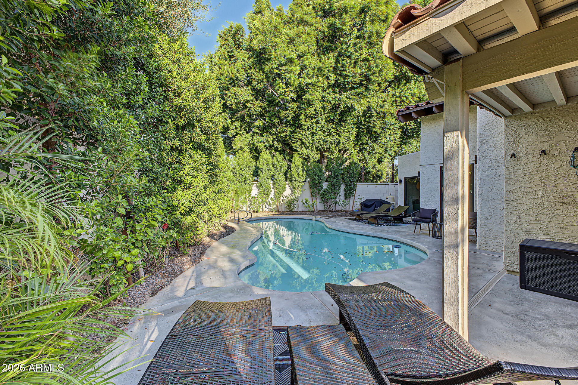 7244 E SOLANO Drive