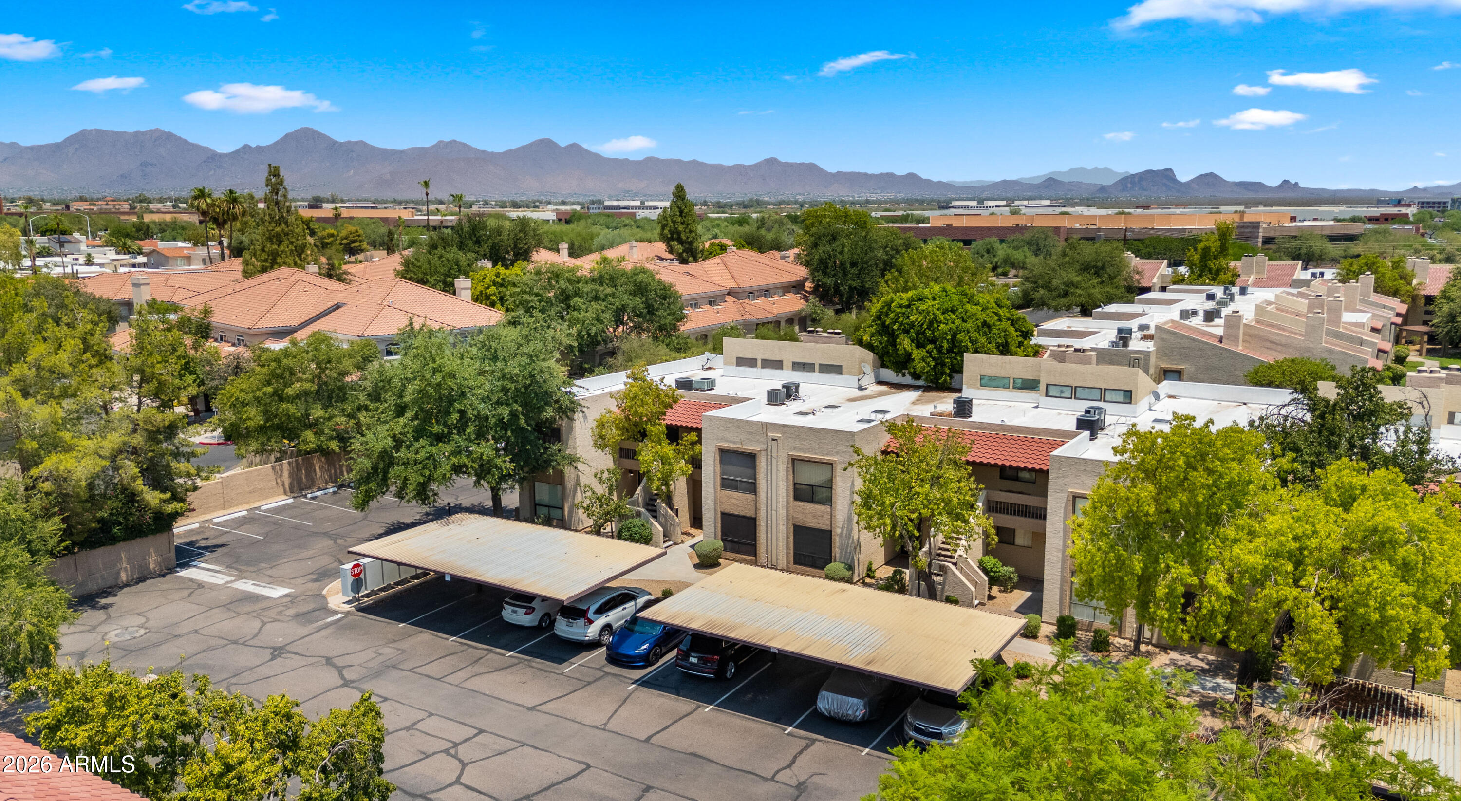 8651 E ROYAL PALM Road 127