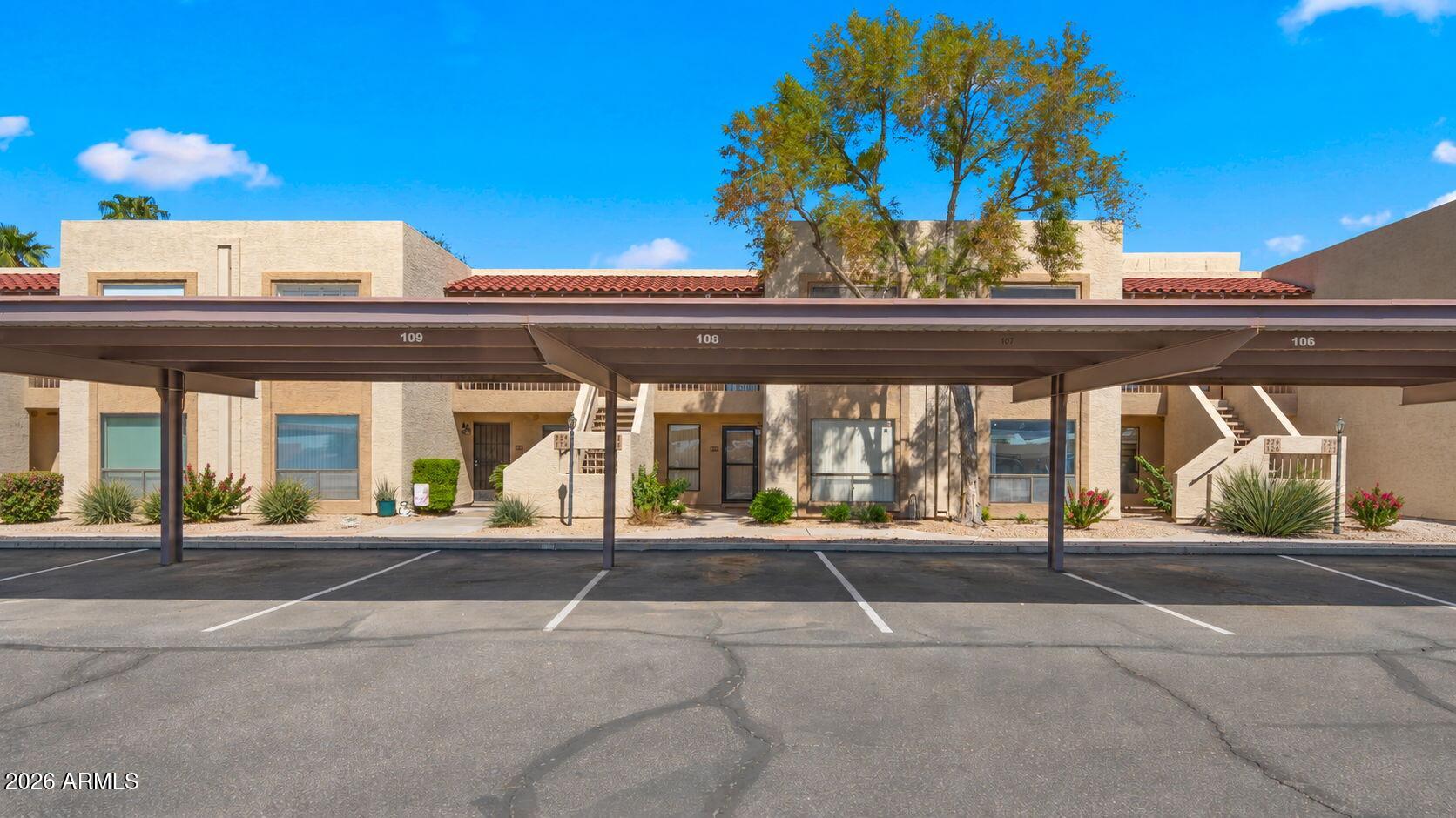 8651 E ROYAL PALM Road 127