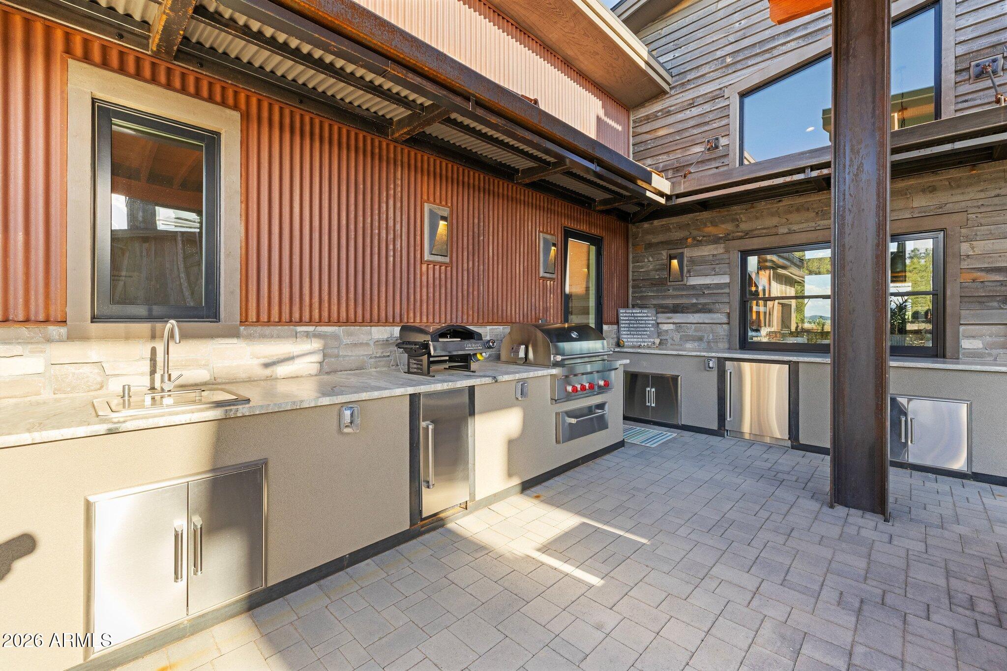 15975 N Kenobi Trail