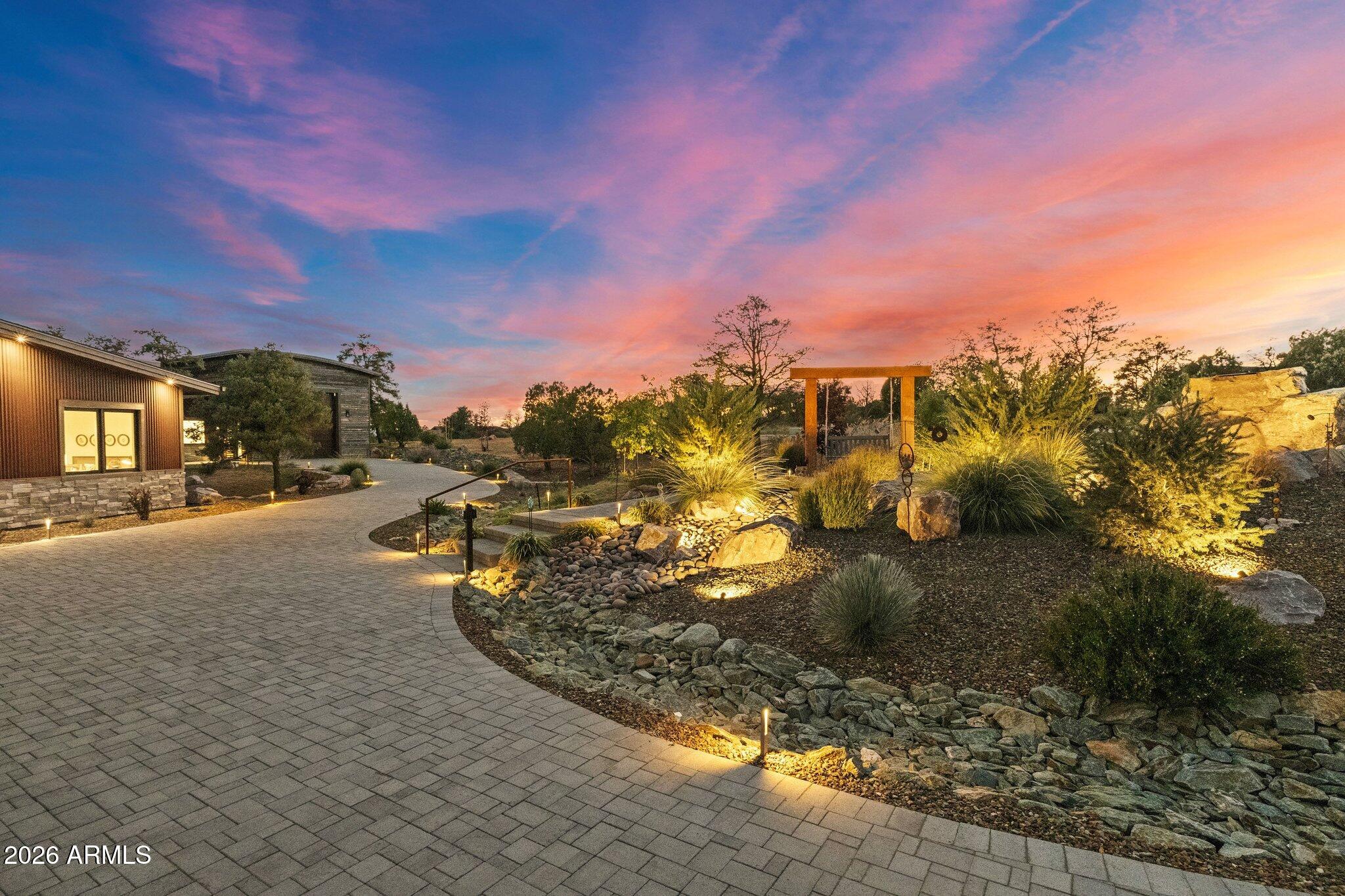 15975 N Kenobi Trail