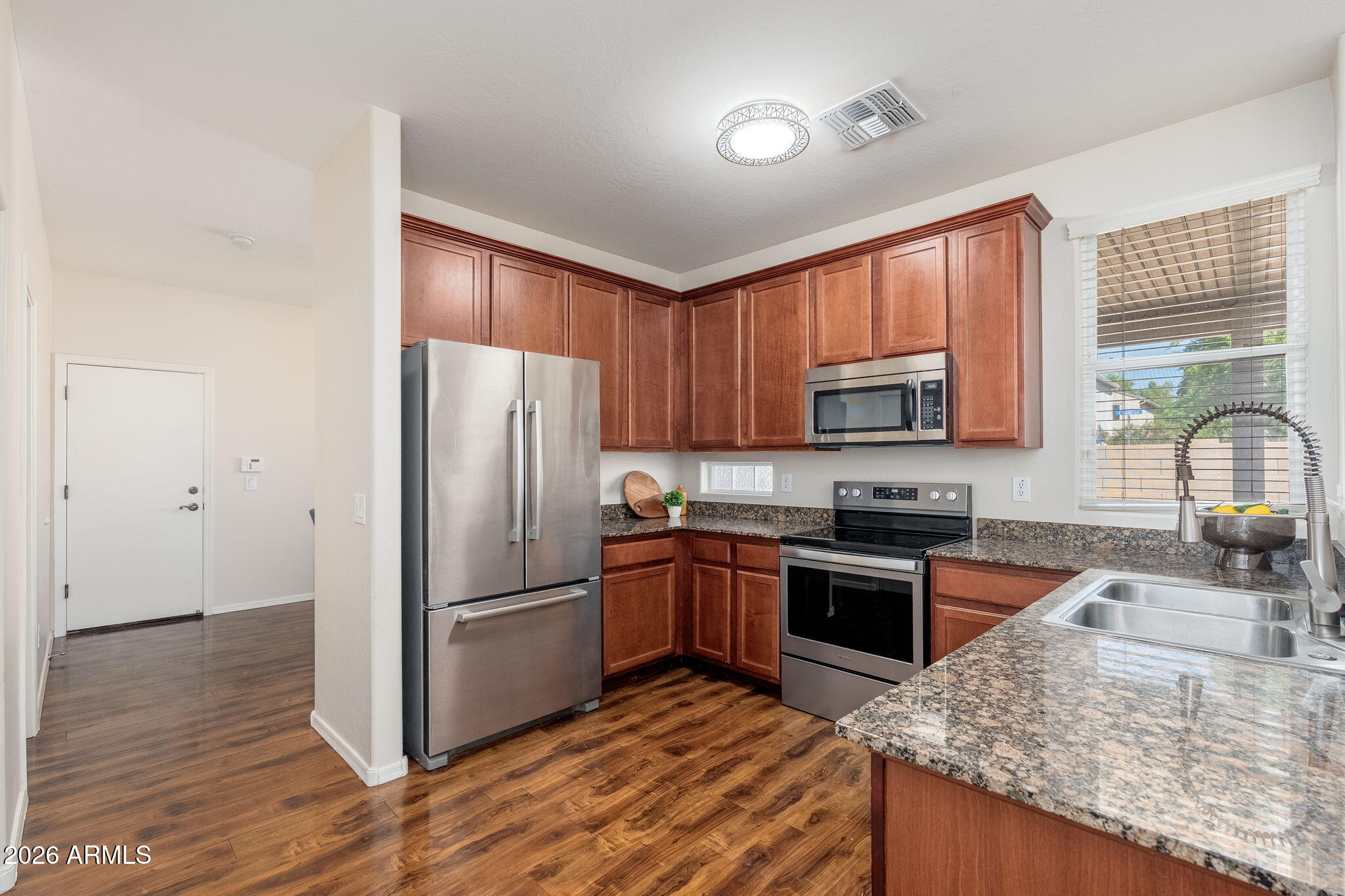 1655 S WILDROSE