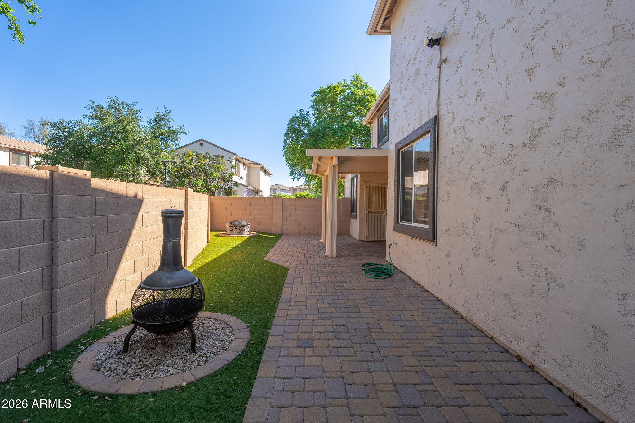 1655 S WILDROSE