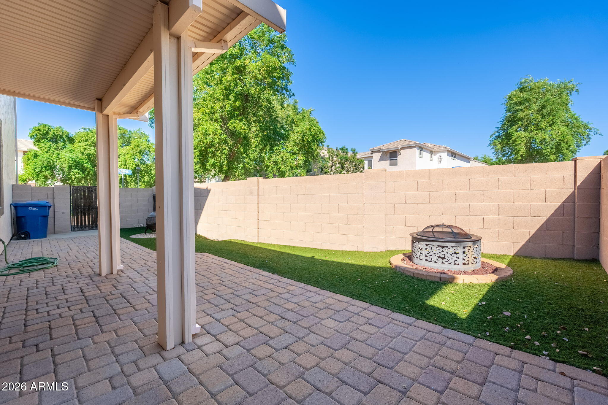 1655 S WILDROSE