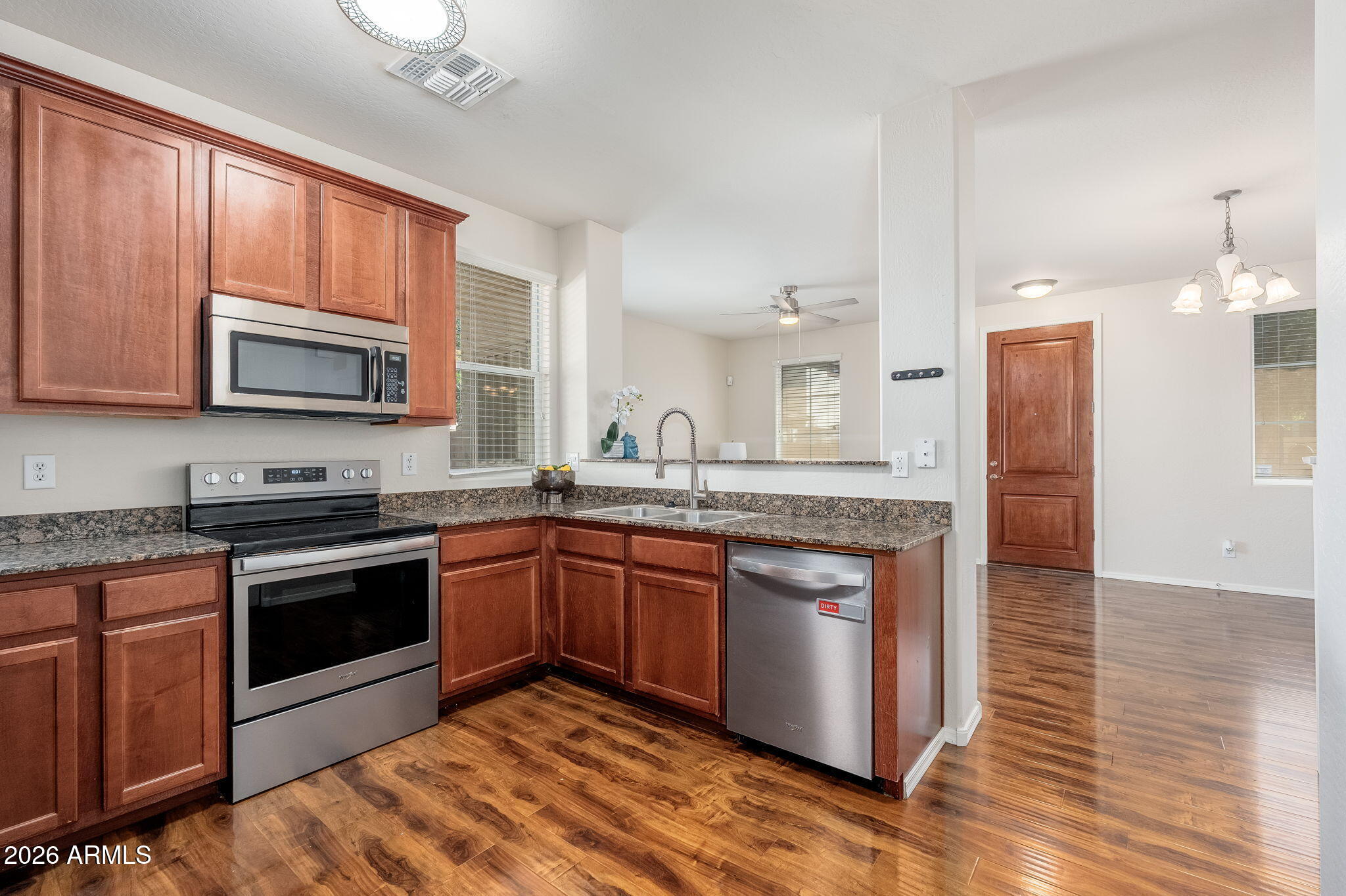 1655 S WILDROSE