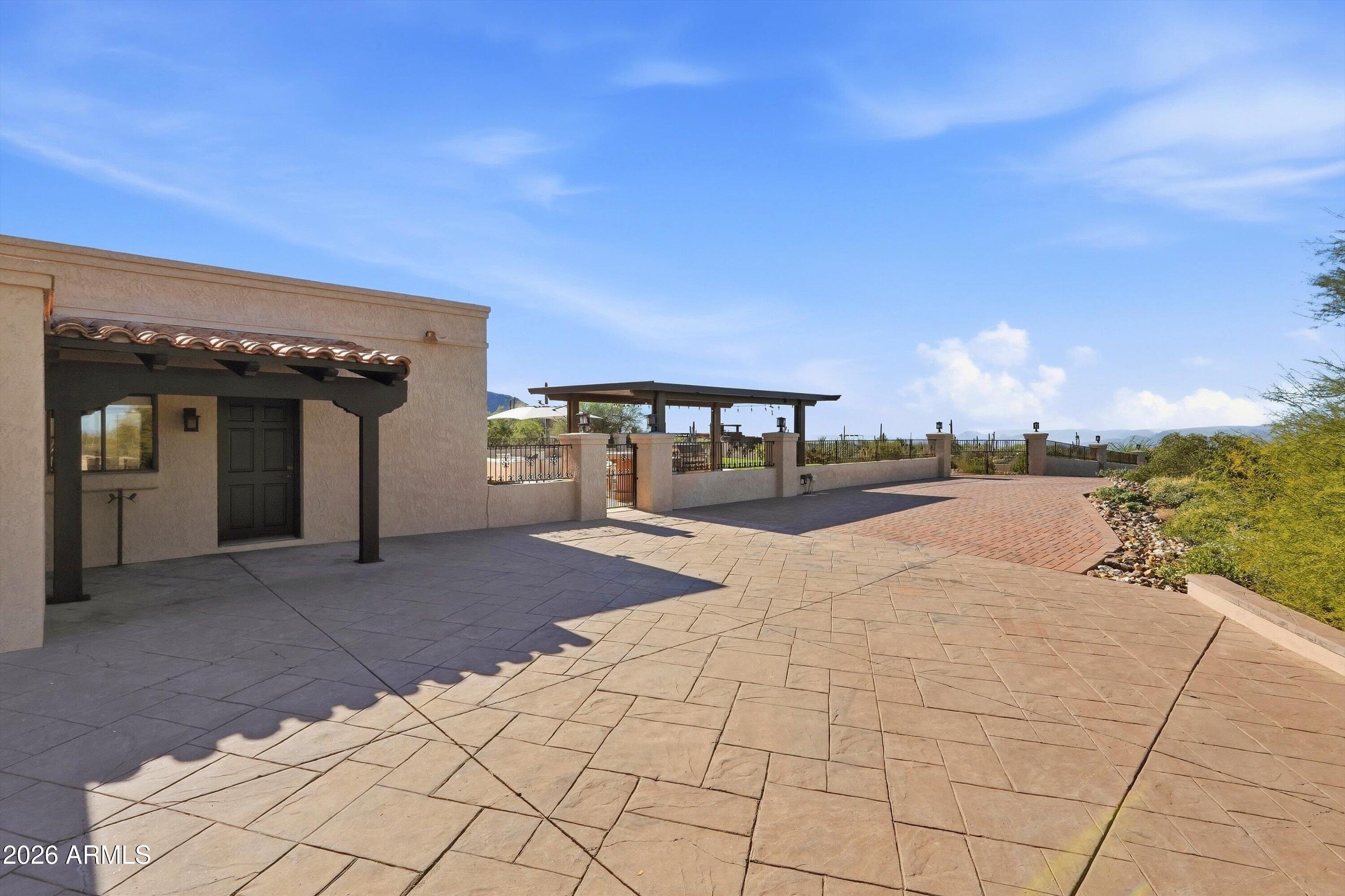 9735 E VEREDA SOLANA Drive