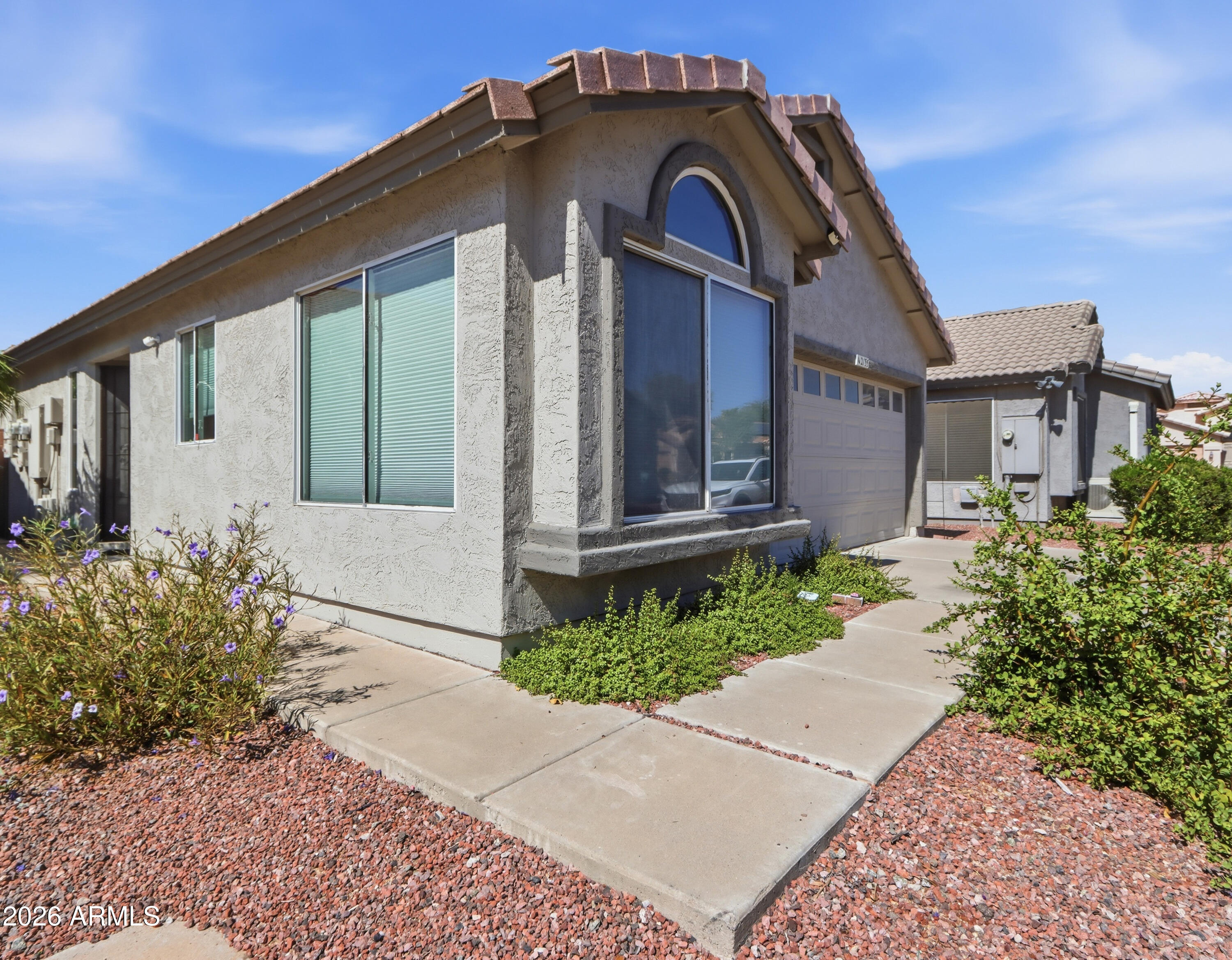 2135 E DANBURY Road