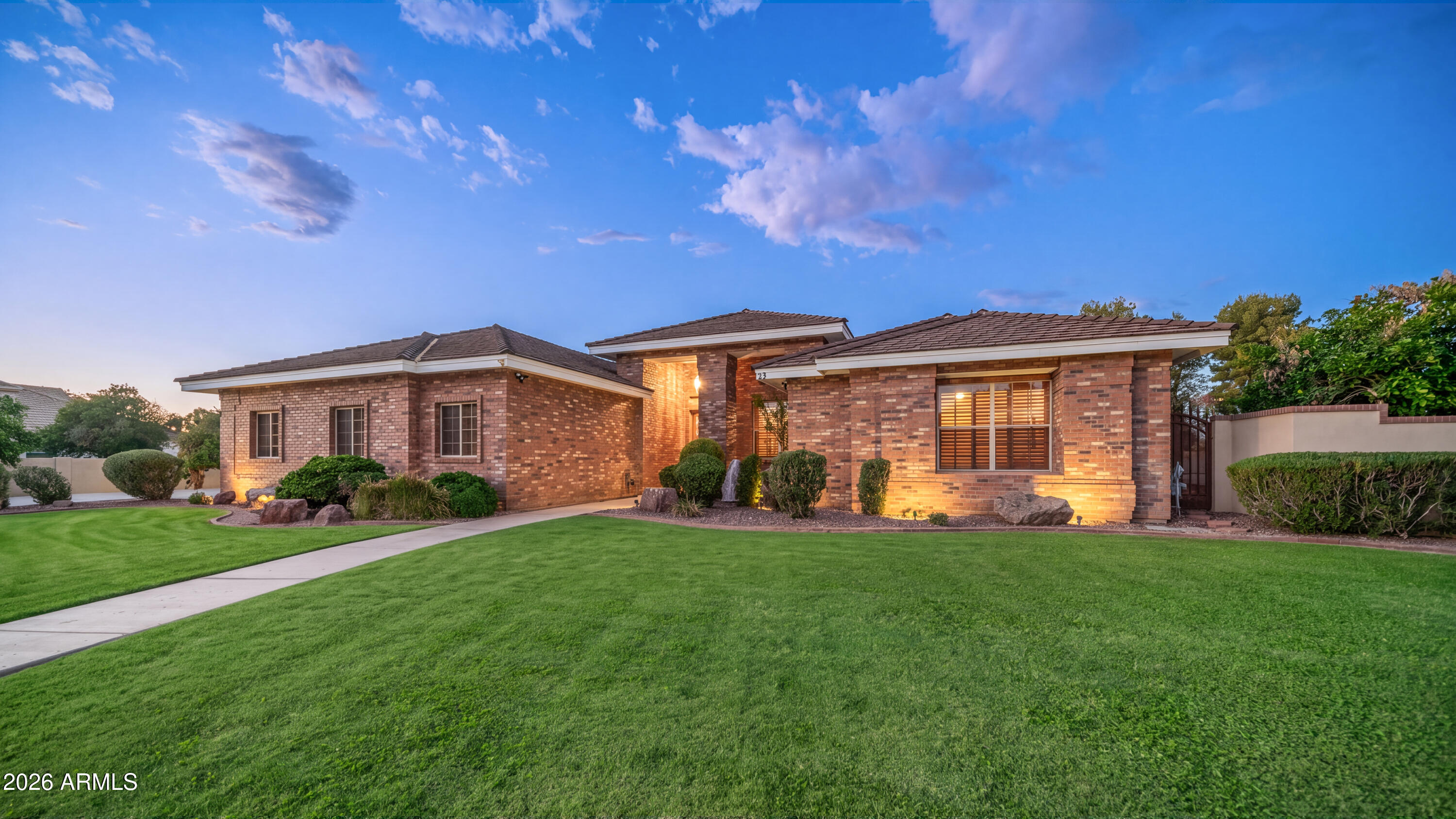 4222 E BROWN Road 23