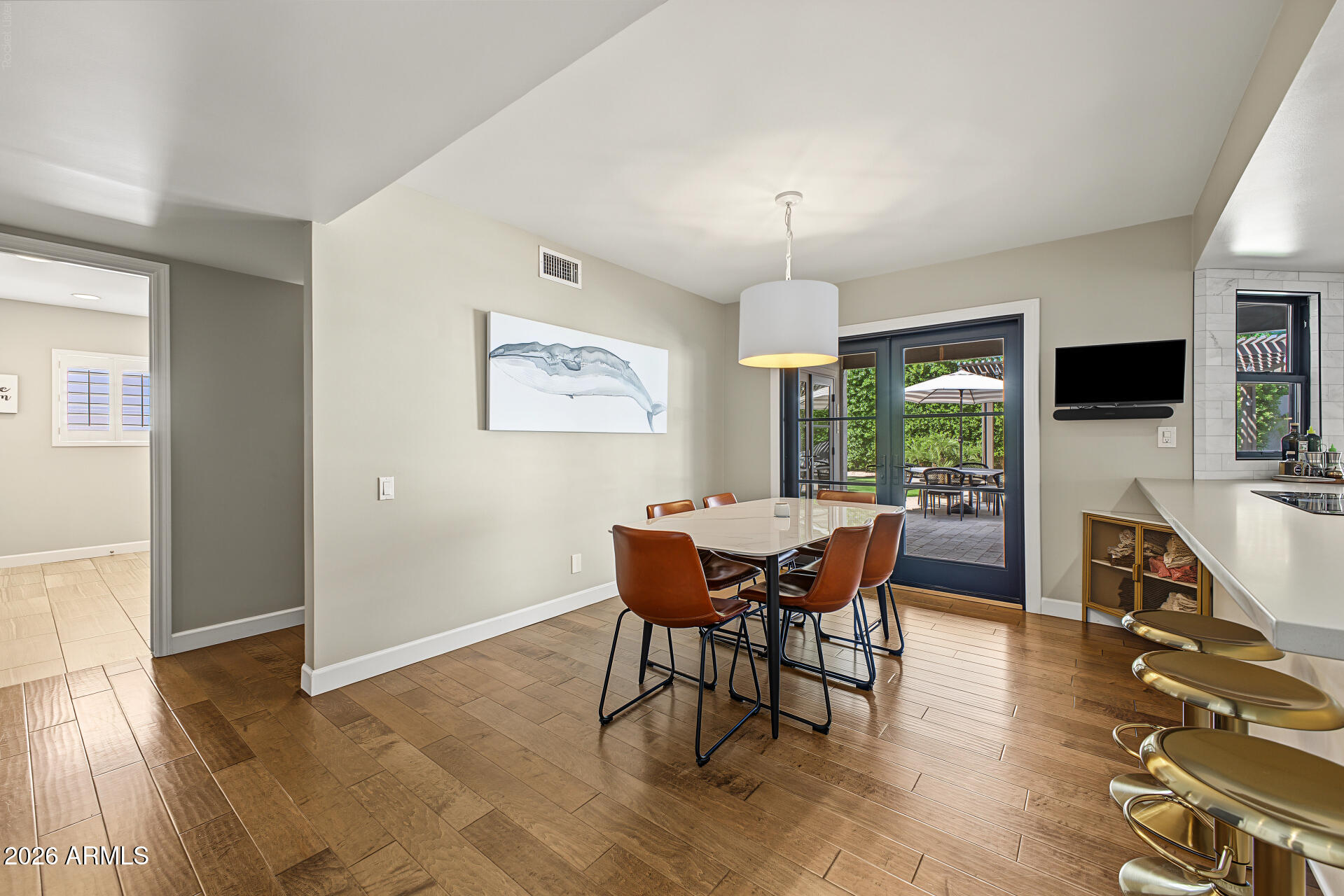 8646 E THOROUGHBRED Trail