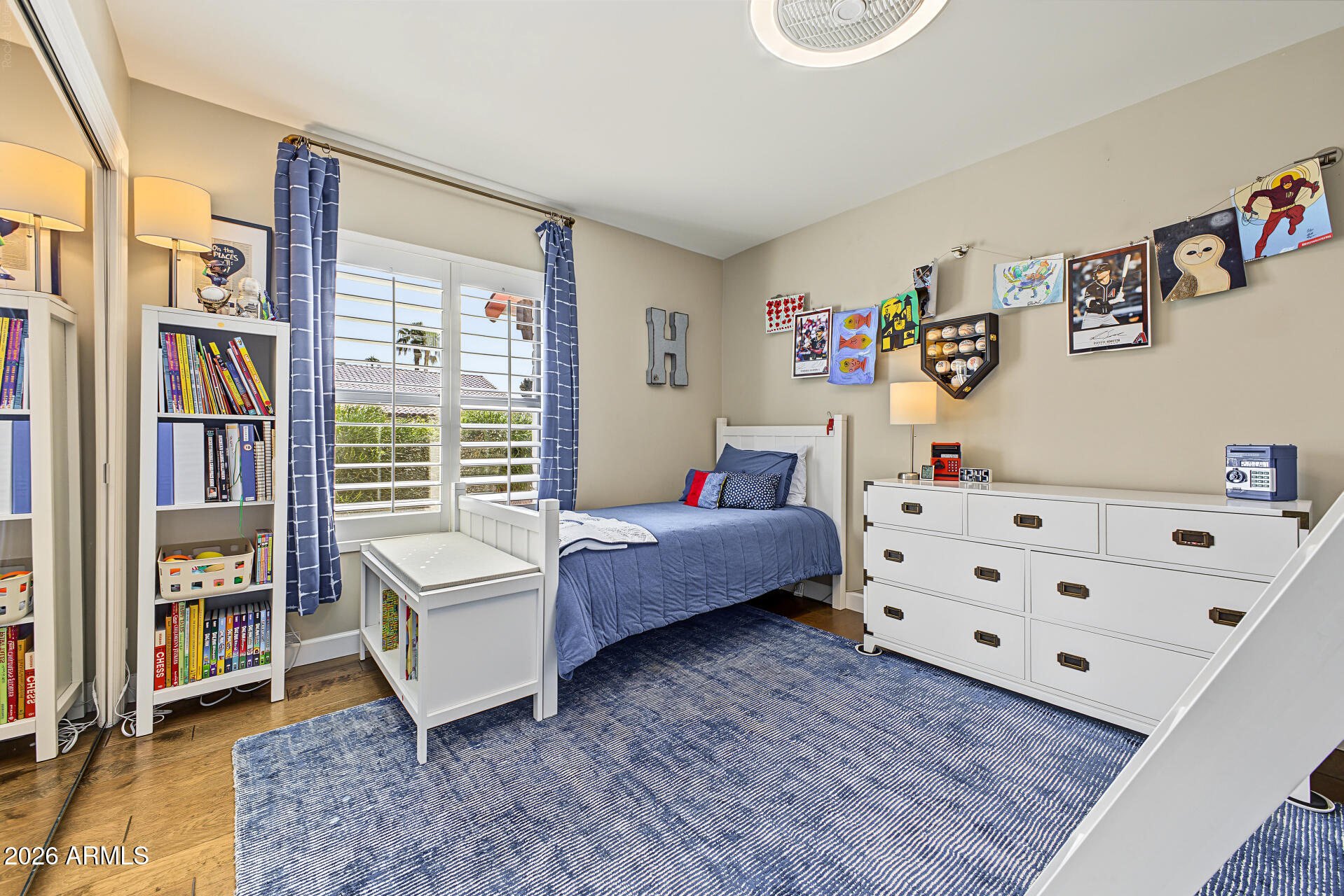 8646 E THOROUGHBRED Trail