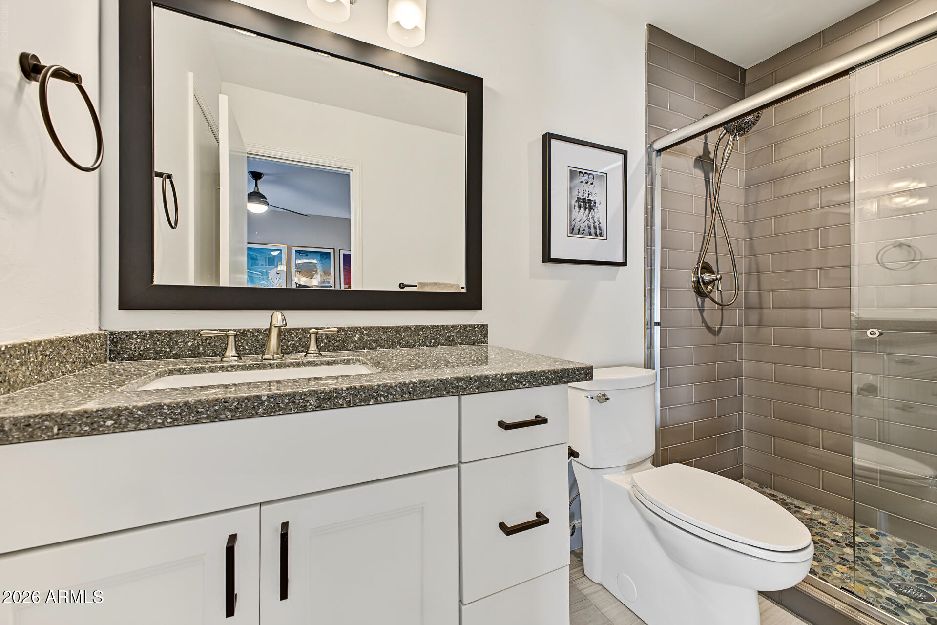8646 E THOROUGHBRED Trail