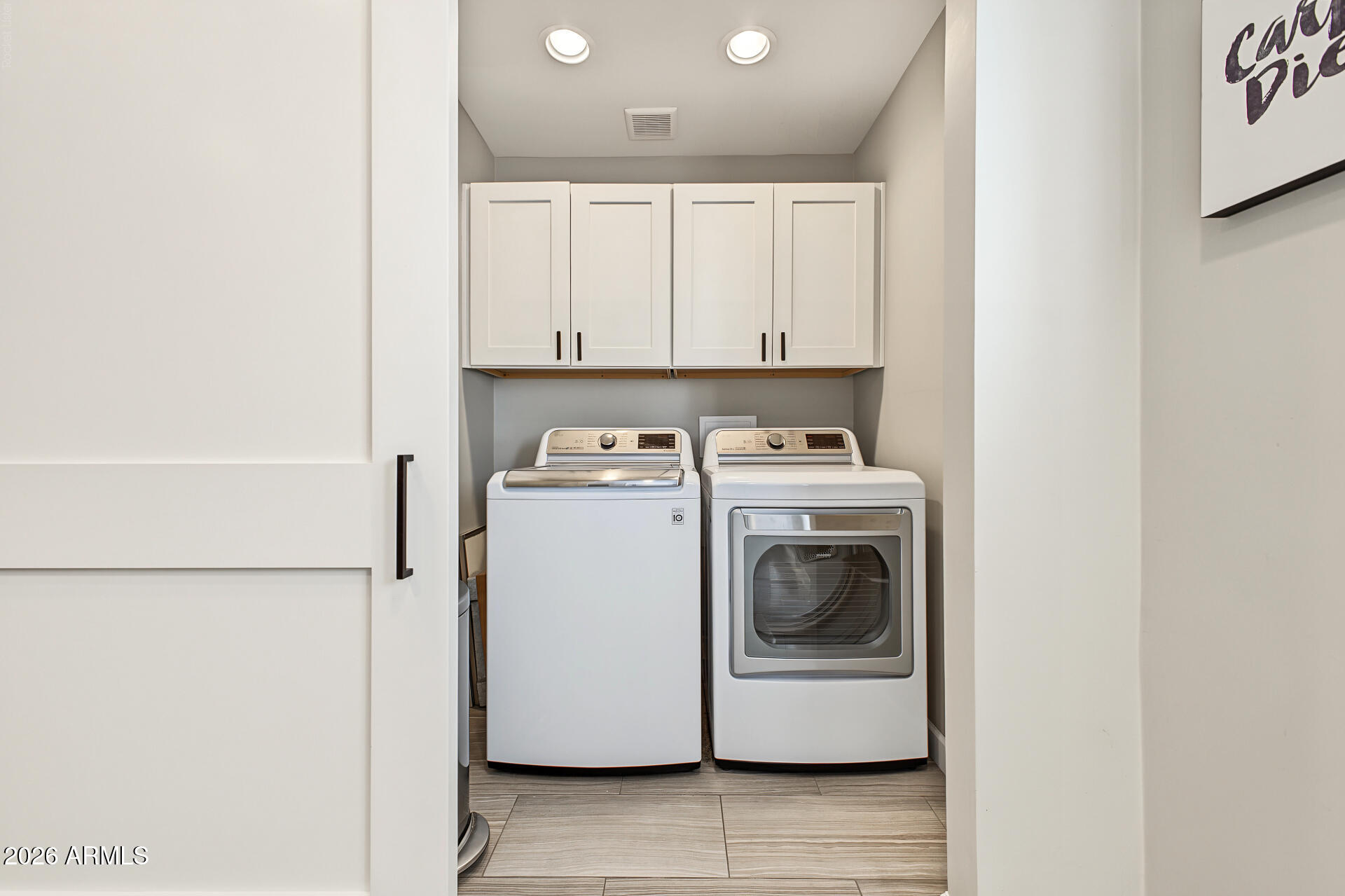 8646 E THOROUGHBRED Trail
