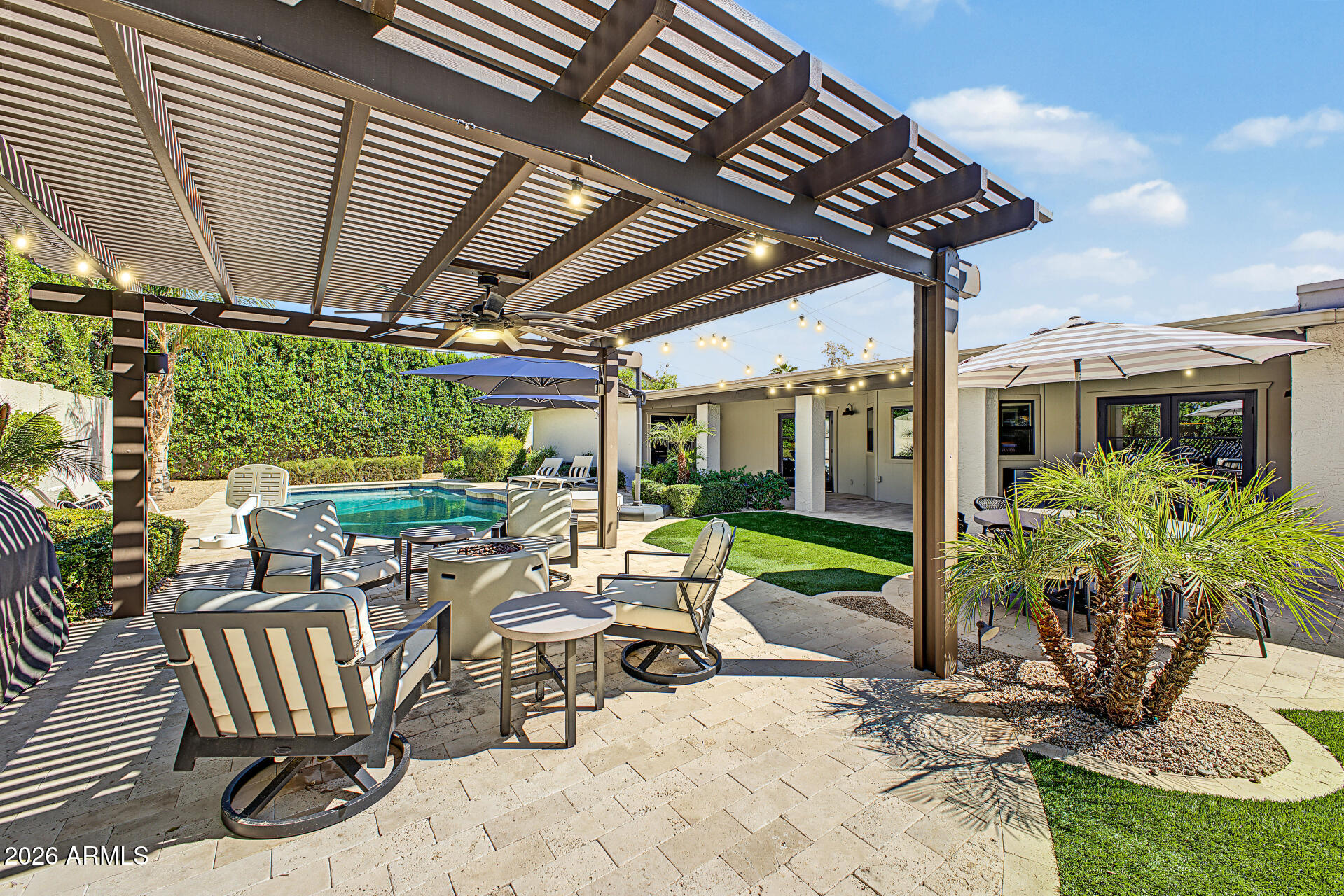 8646 E THOROUGHBRED Trail