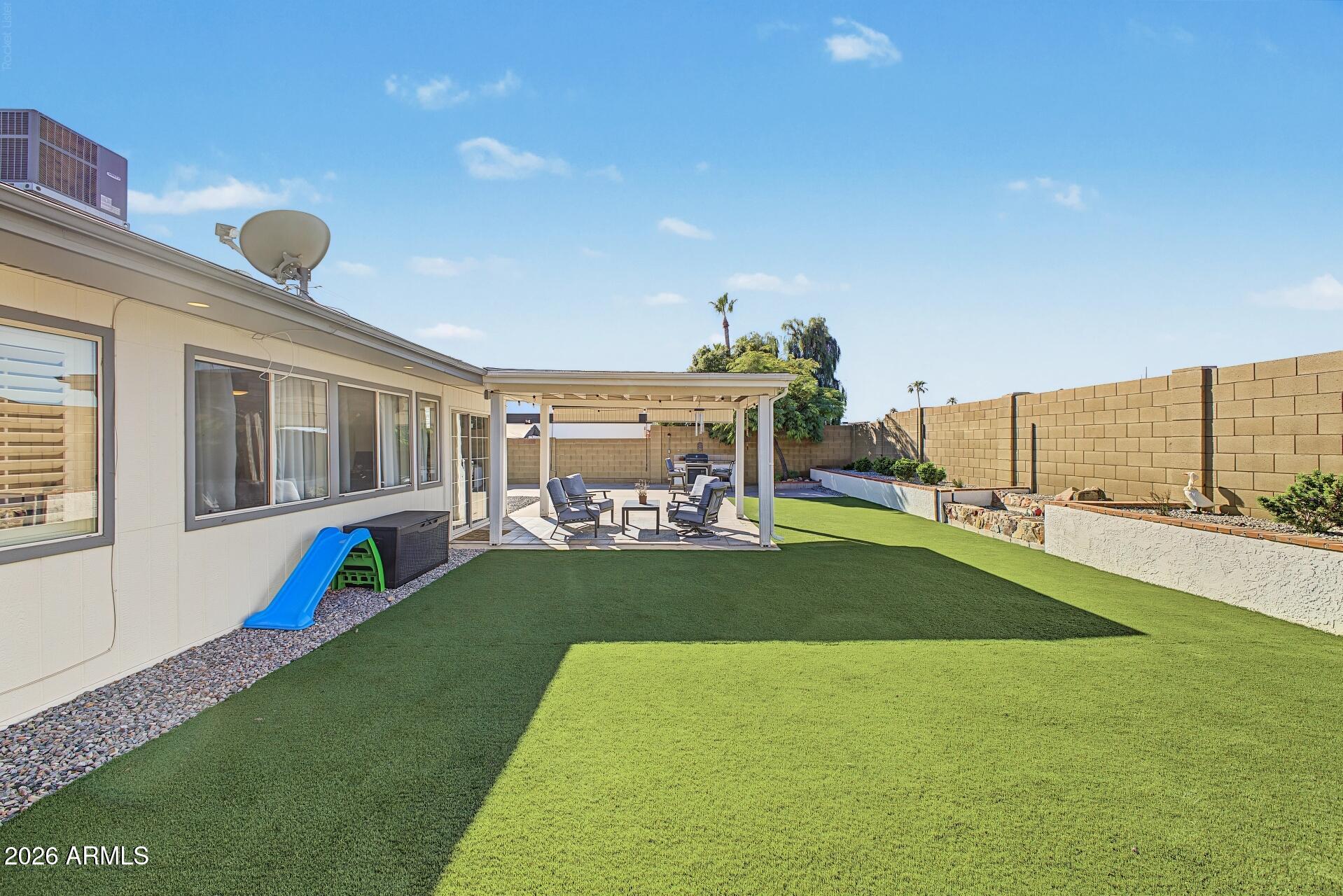 1320 E Piute Avenue