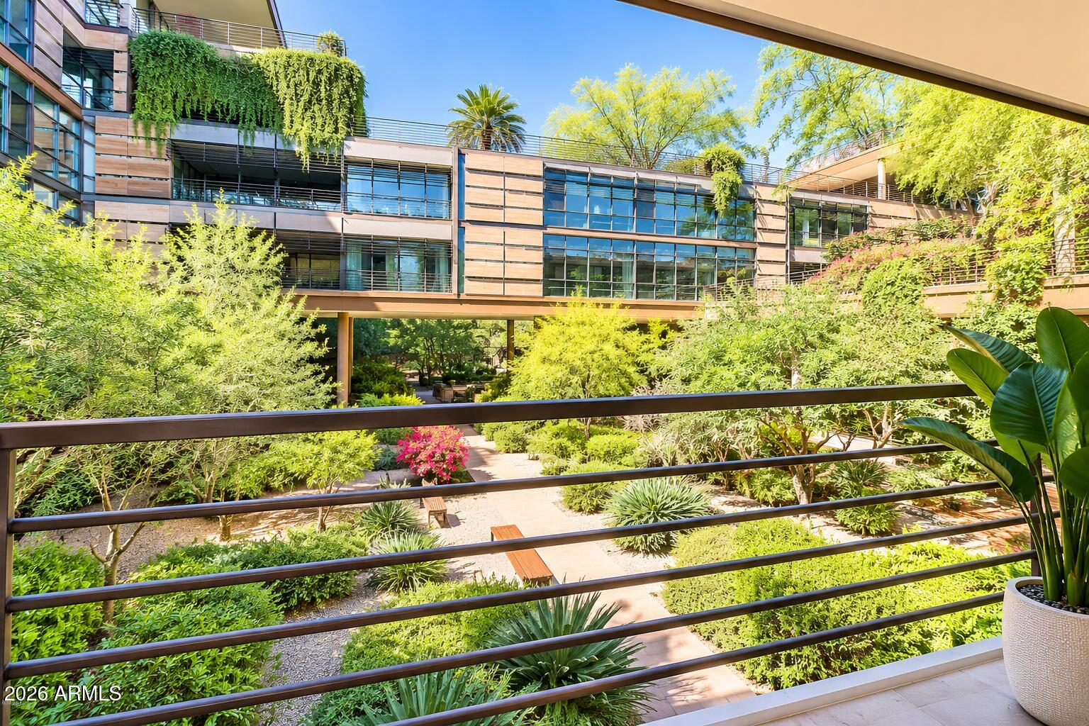7157 E RANCHO VISTA Drive 2009