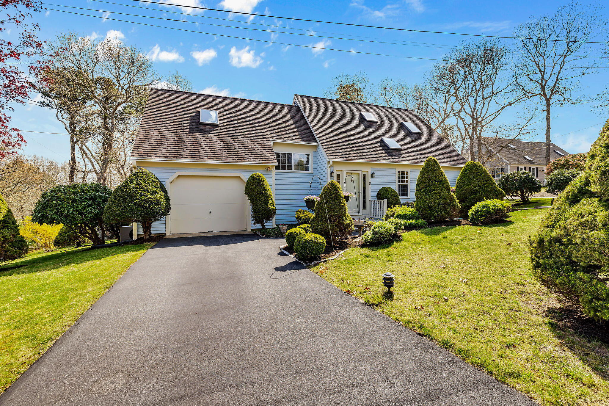 5 Vista Circle