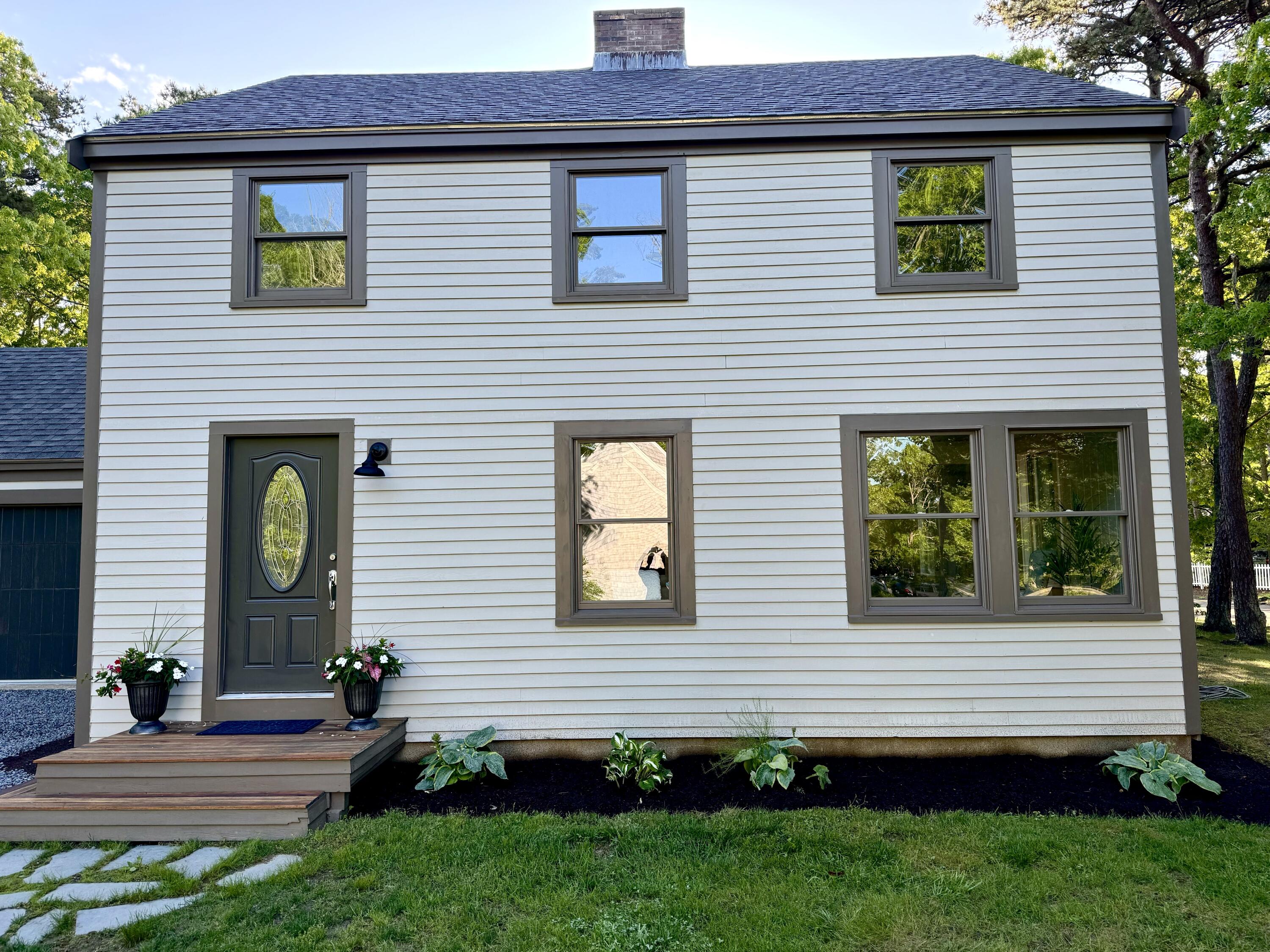 82 Ashton Avenue