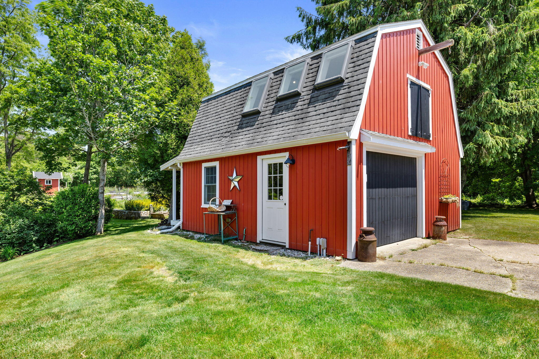 383 Boxberry Hill Road