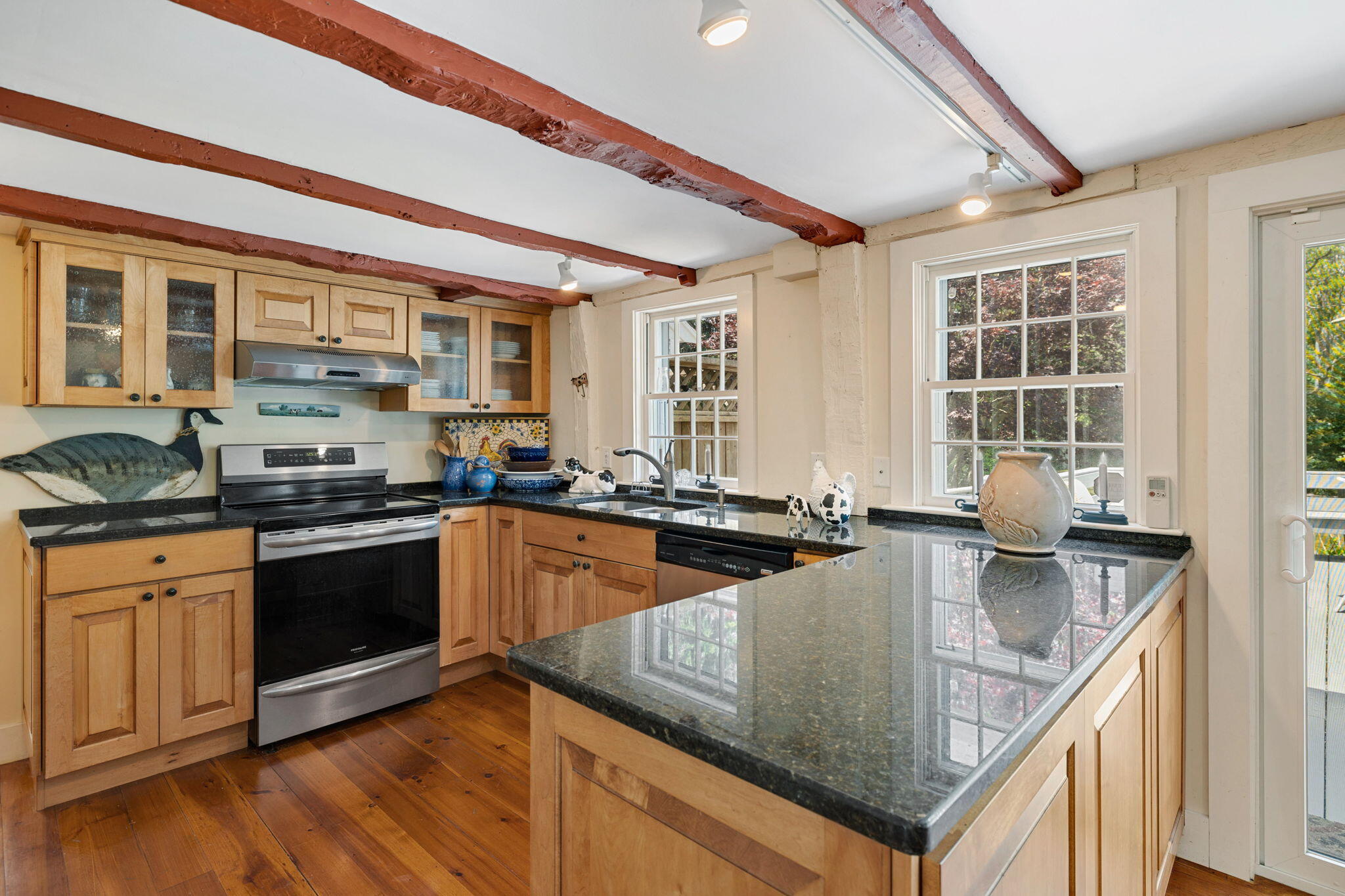 383 Boxberry Hill Road
