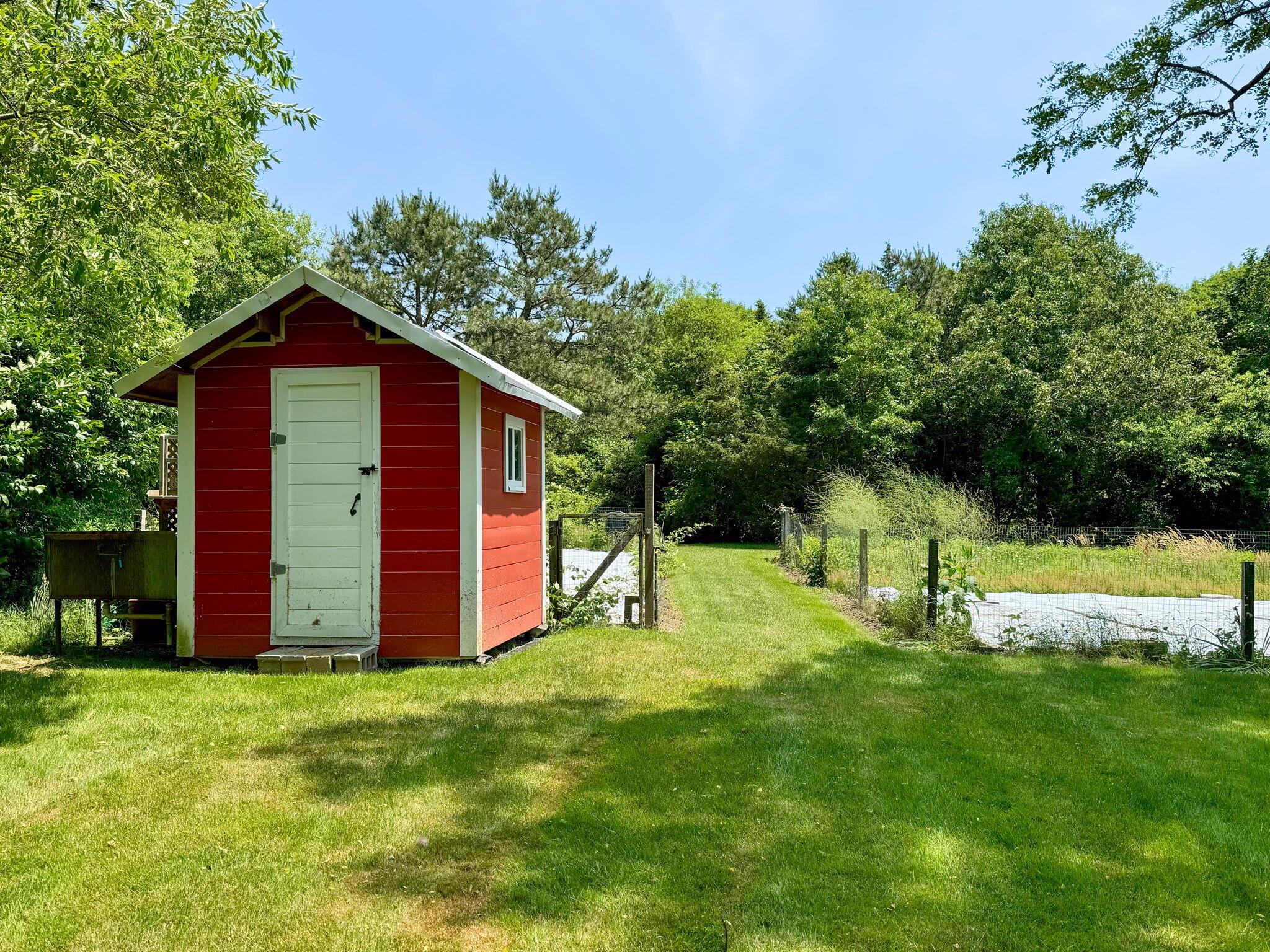 383 Boxberry Hill Road