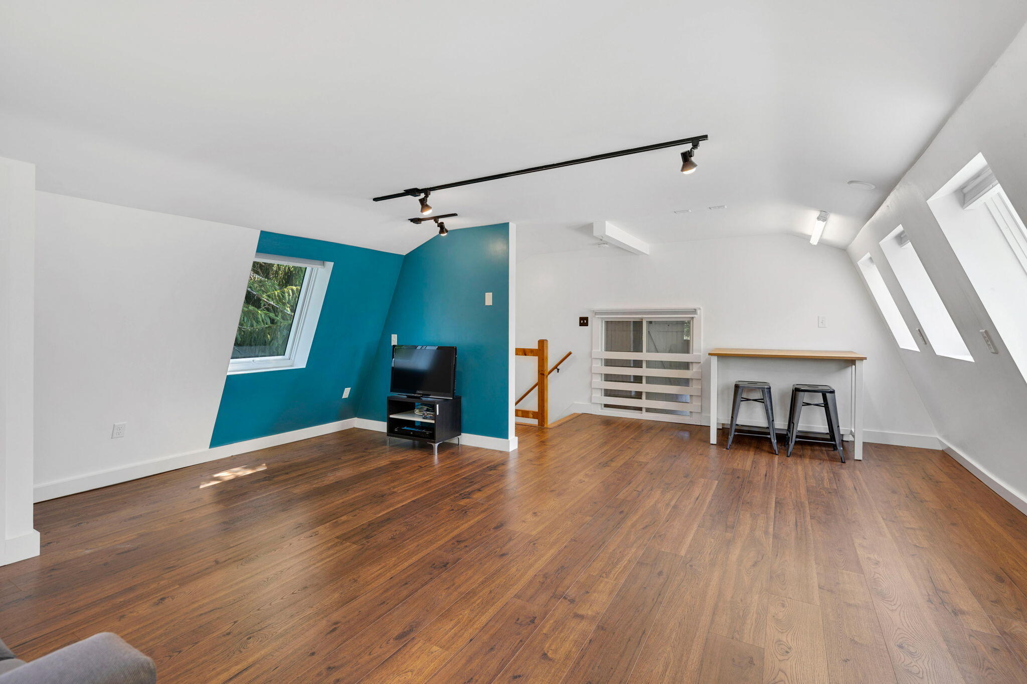 383 Boxberry Hill Road